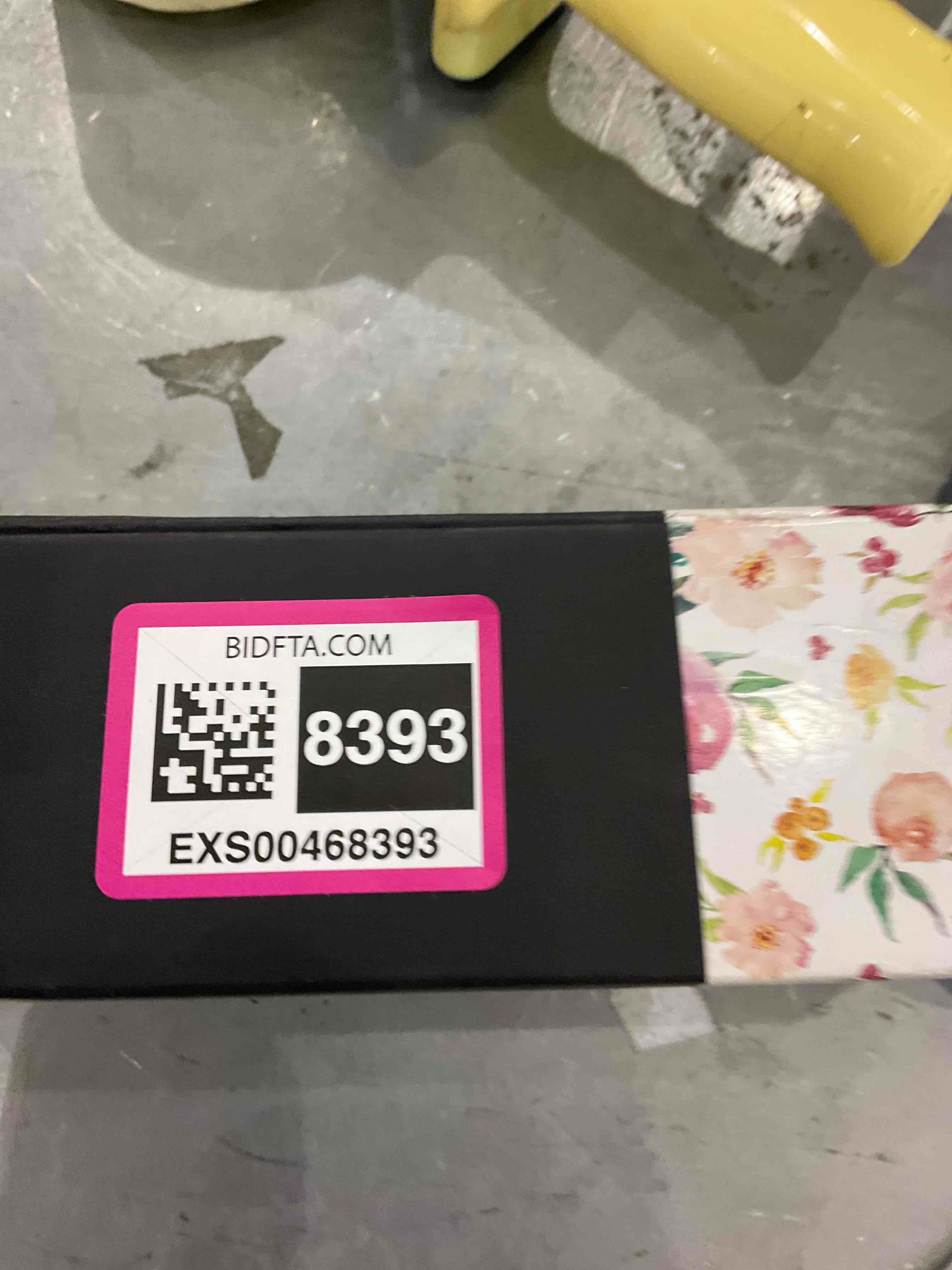 https://s3.amazonaws.com/lotting-images-prod/bidfta/EXS00468393_1695039335992.jpeg