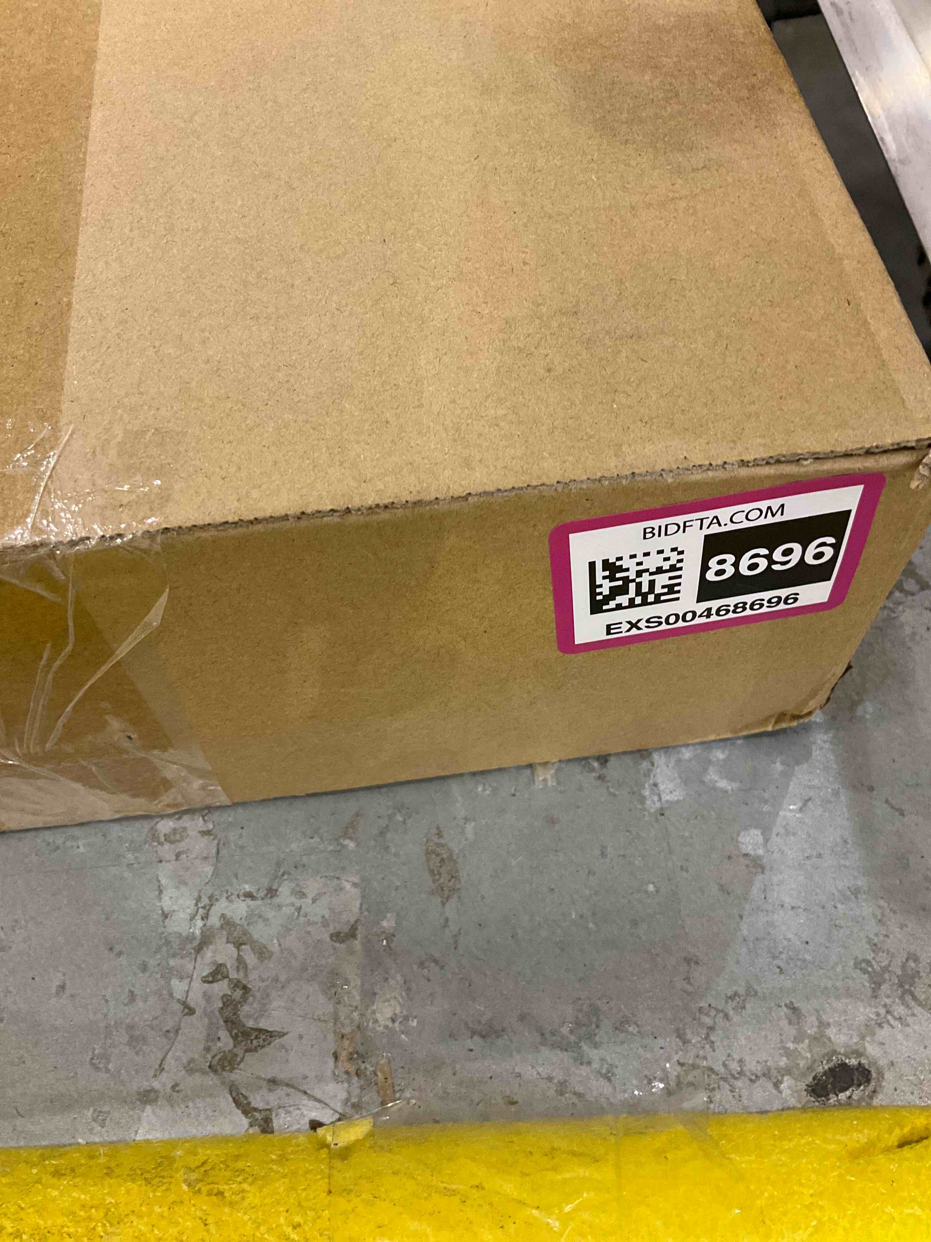 https://s3.amazonaws.com/lotting-images-prod/bidfta/EXS00468696_1694693176178.jpeg