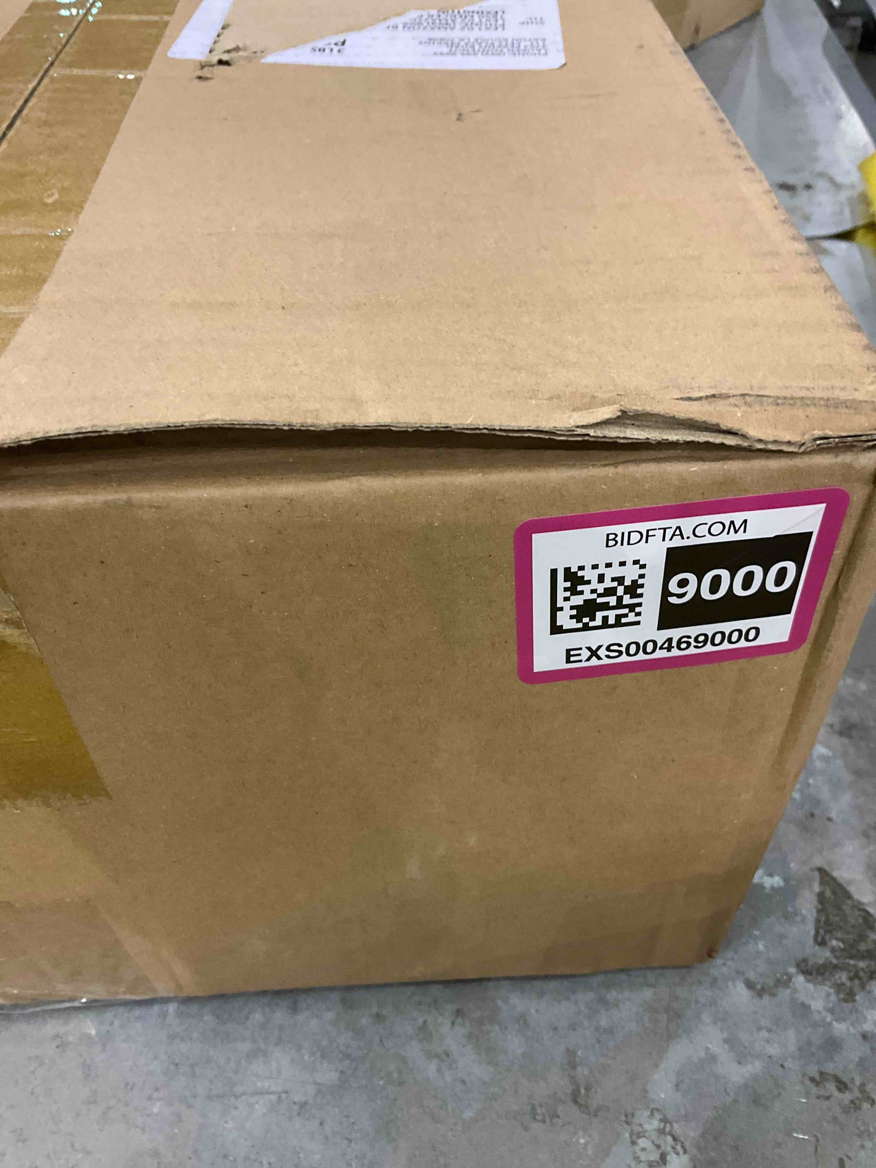 https://s3.amazonaws.com/lotting-images-prod/bidfta/EXS00469000_1695124973849.jpeg