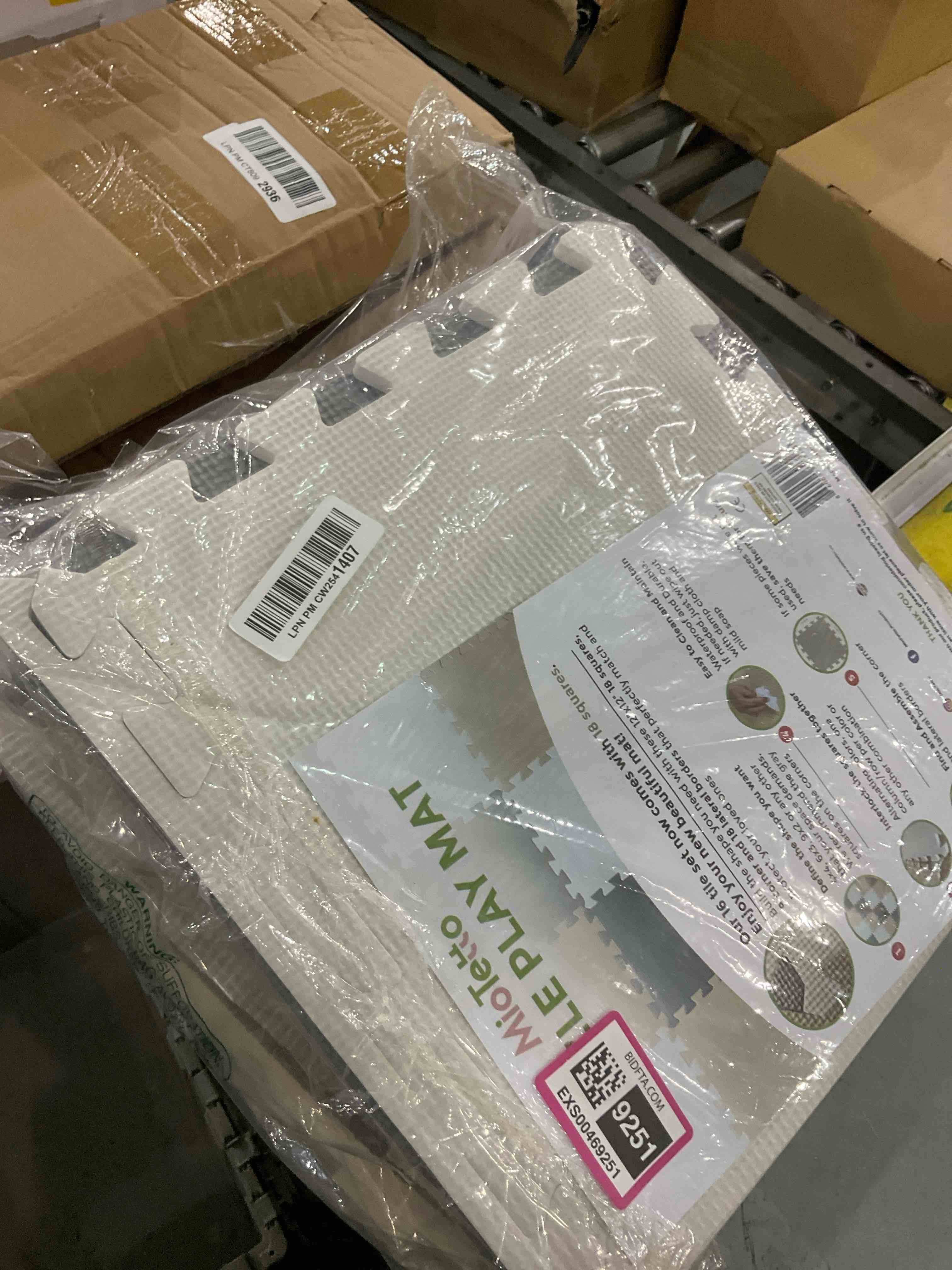 https://s3.amazonaws.com/lotting-images-prod/bidfta/EXS00469251_1695296514610.jpeg