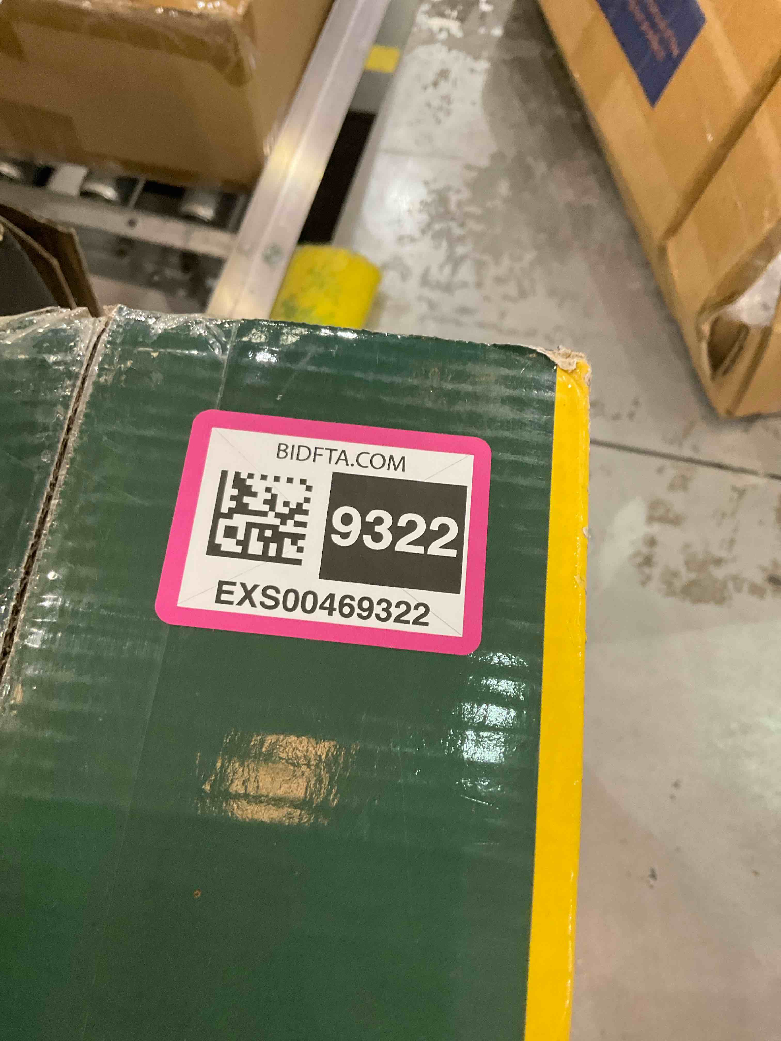 https://s3.amazonaws.com/lotting-images-prod/bidfta/EXS00469322_1695306615576.jpeg