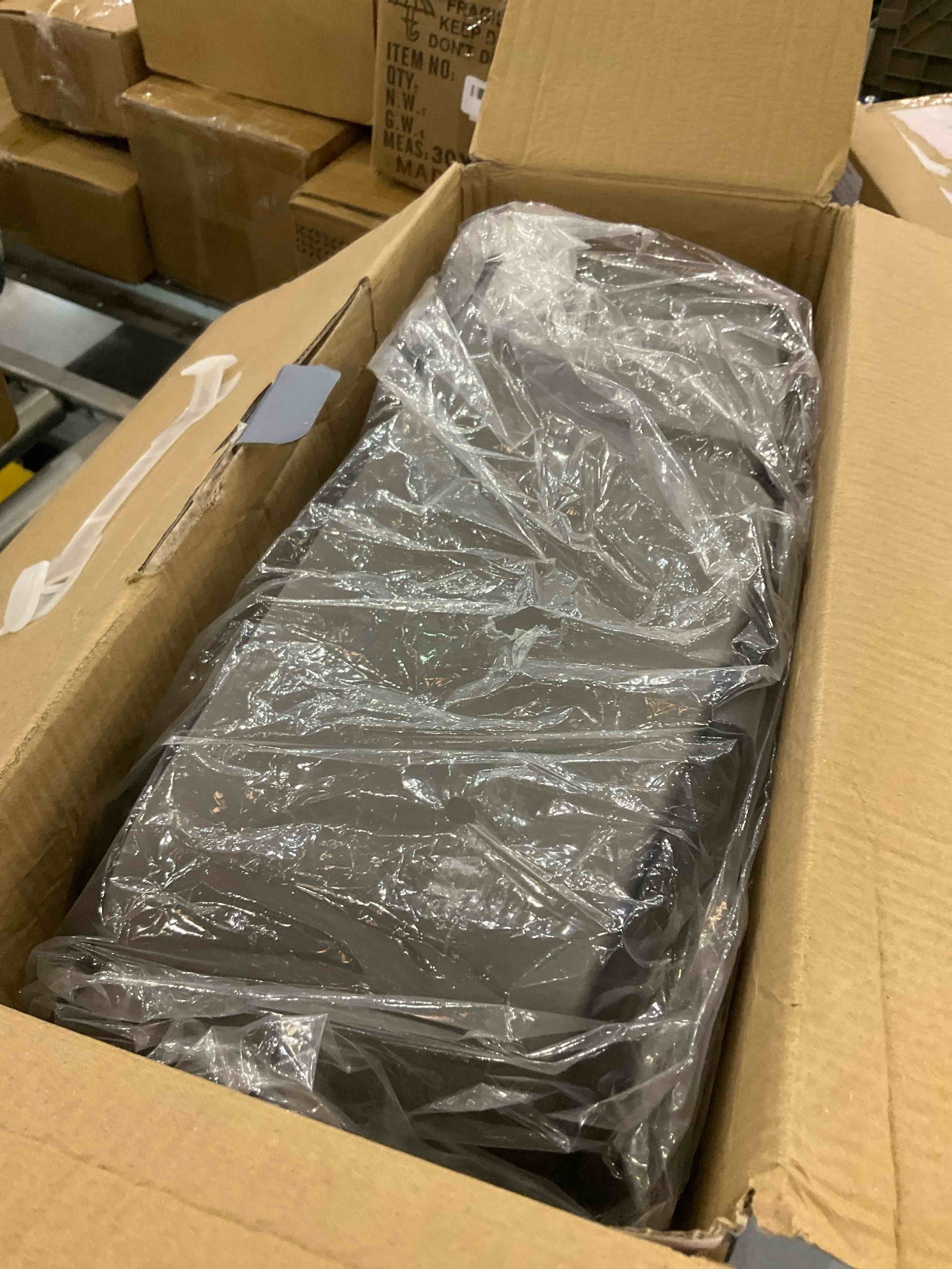 https://s3.amazonaws.com/lotting-images-prod/bidfta/EXS00469326_1695306866966.jpeg