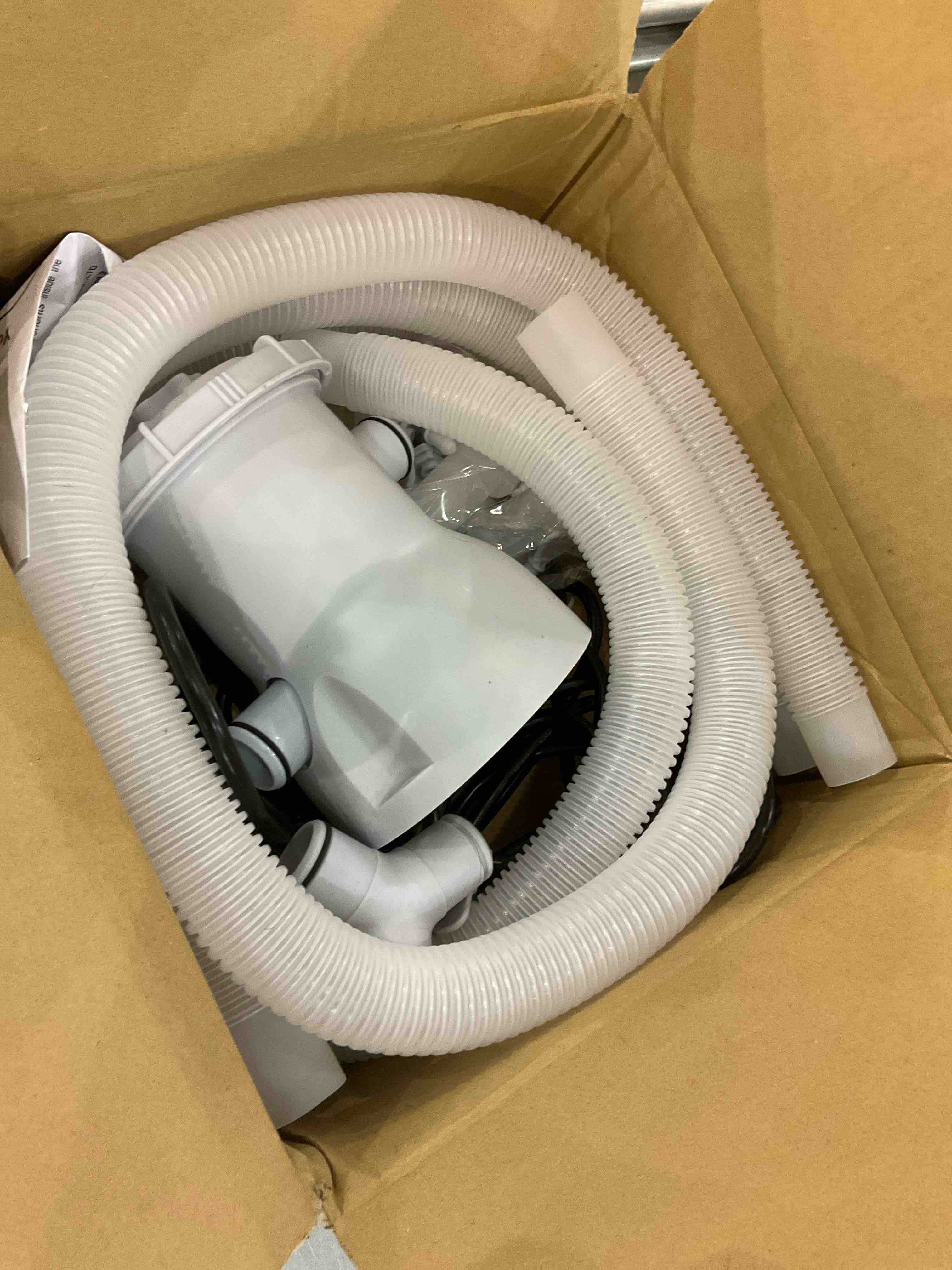 https://s3.amazonaws.com/lotting-images-prod/bidfta/EXS00469831_1695925711732.jpeg