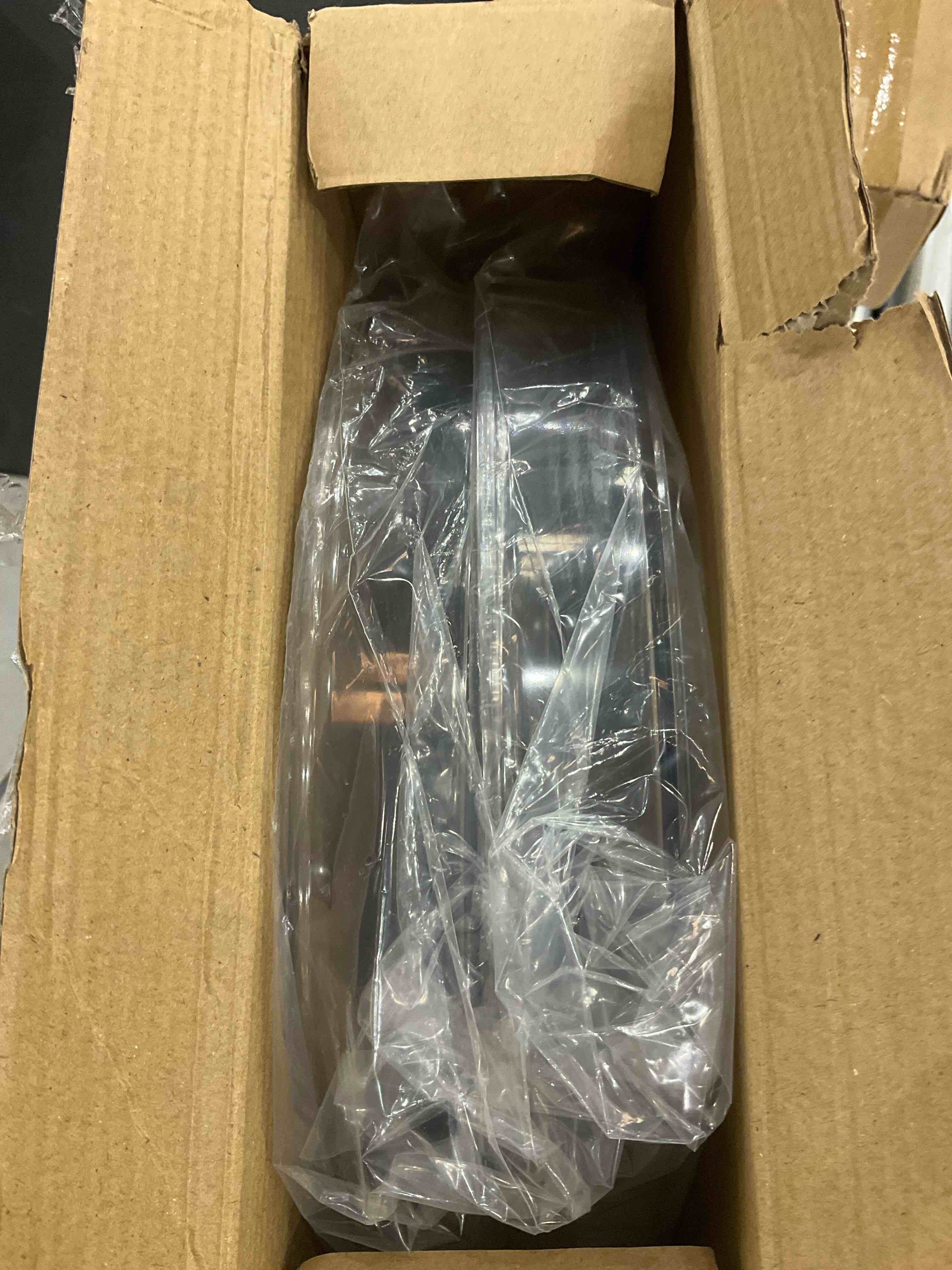 https://s3.amazonaws.com/lotting-images-prod/bidfta/EXS00470107_1696447643682.jpeg