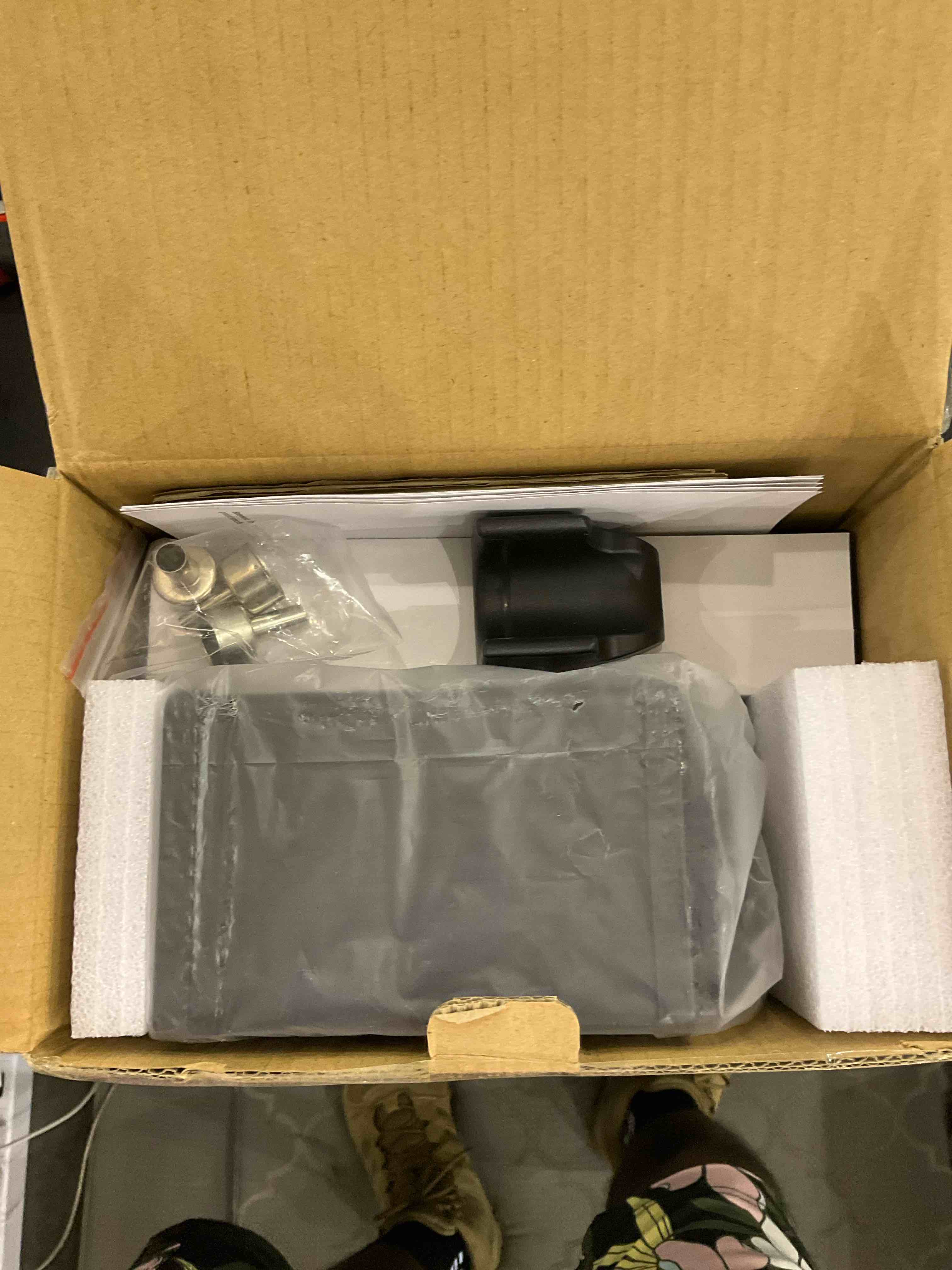 https://s3.amazonaws.com/lotting-images-prod/bidfta/EXS00470222_1696518920719.jpeg