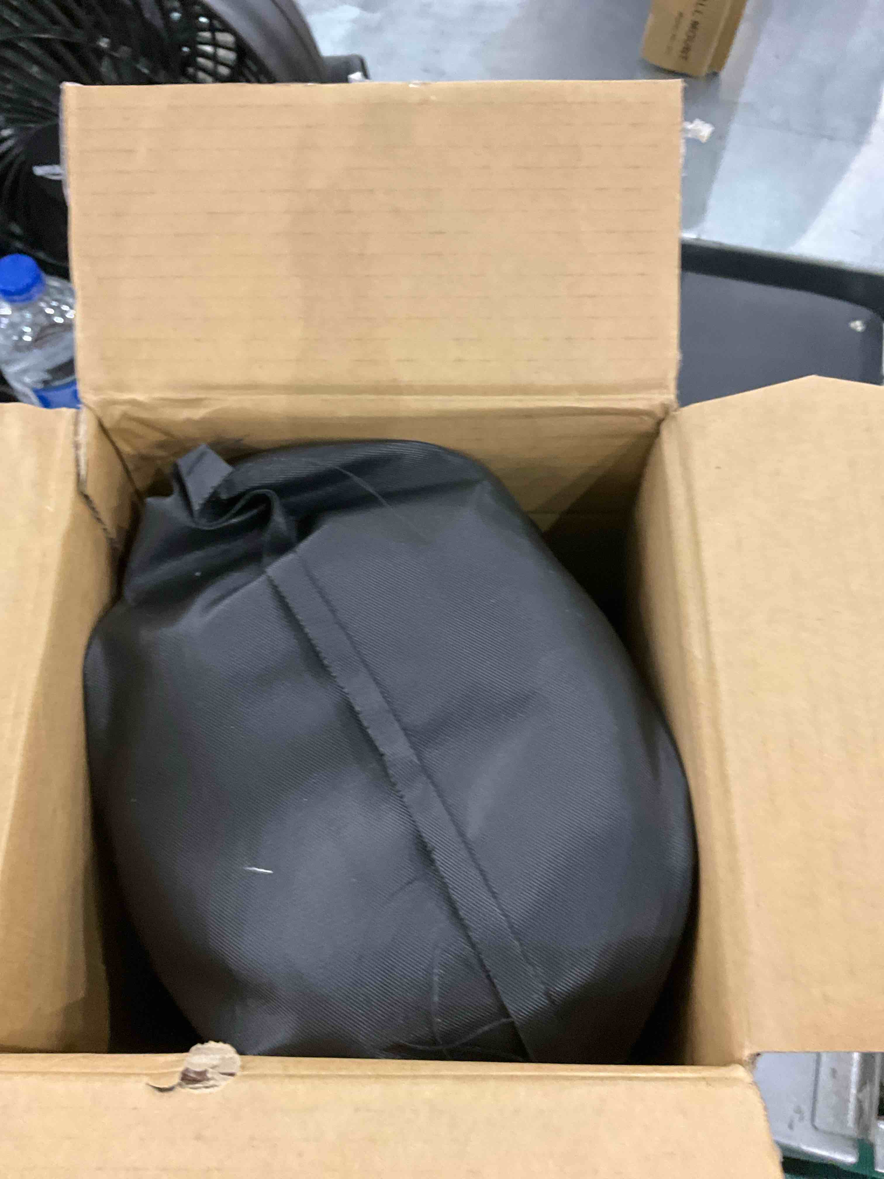 https://s3.amazonaws.com/lotting-images-prod/bidfta/EXS00470378_1697024100495.jpeg