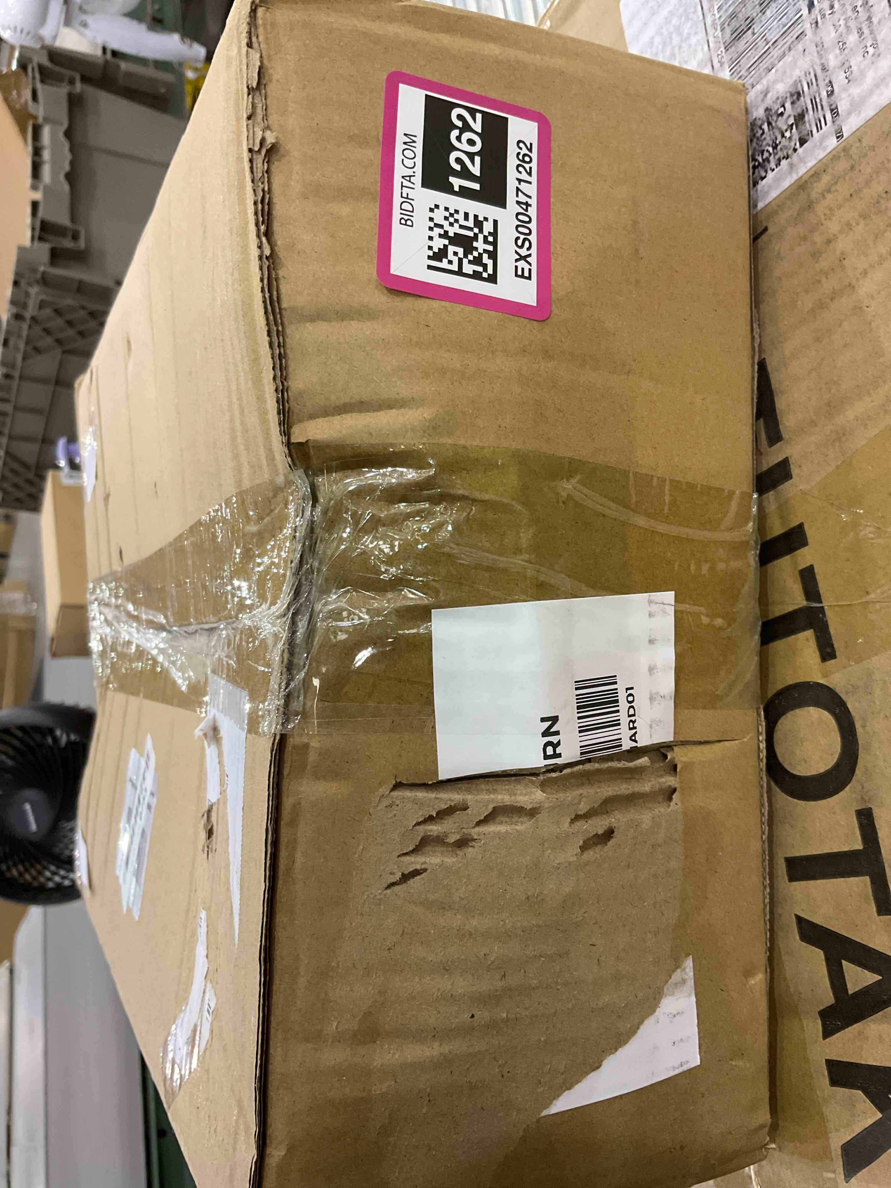 https://s3.amazonaws.com/lotting-images-prod/bidfta/EXS00471262_1696599087103.jpeg