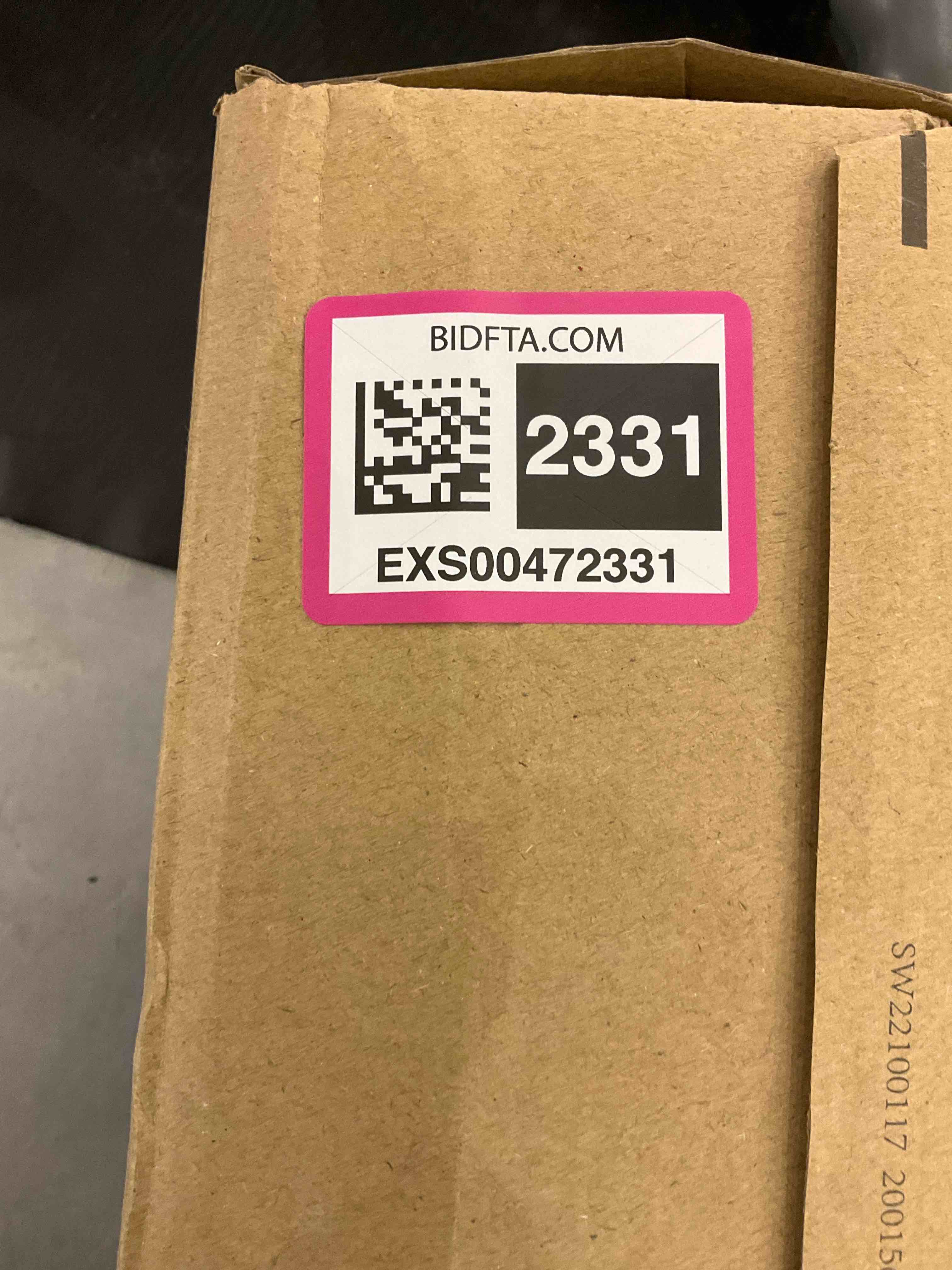 https://s3.amazonaws.com/lotting-images-prod/bidfta/EXS00472331_1697730231888.jpeg