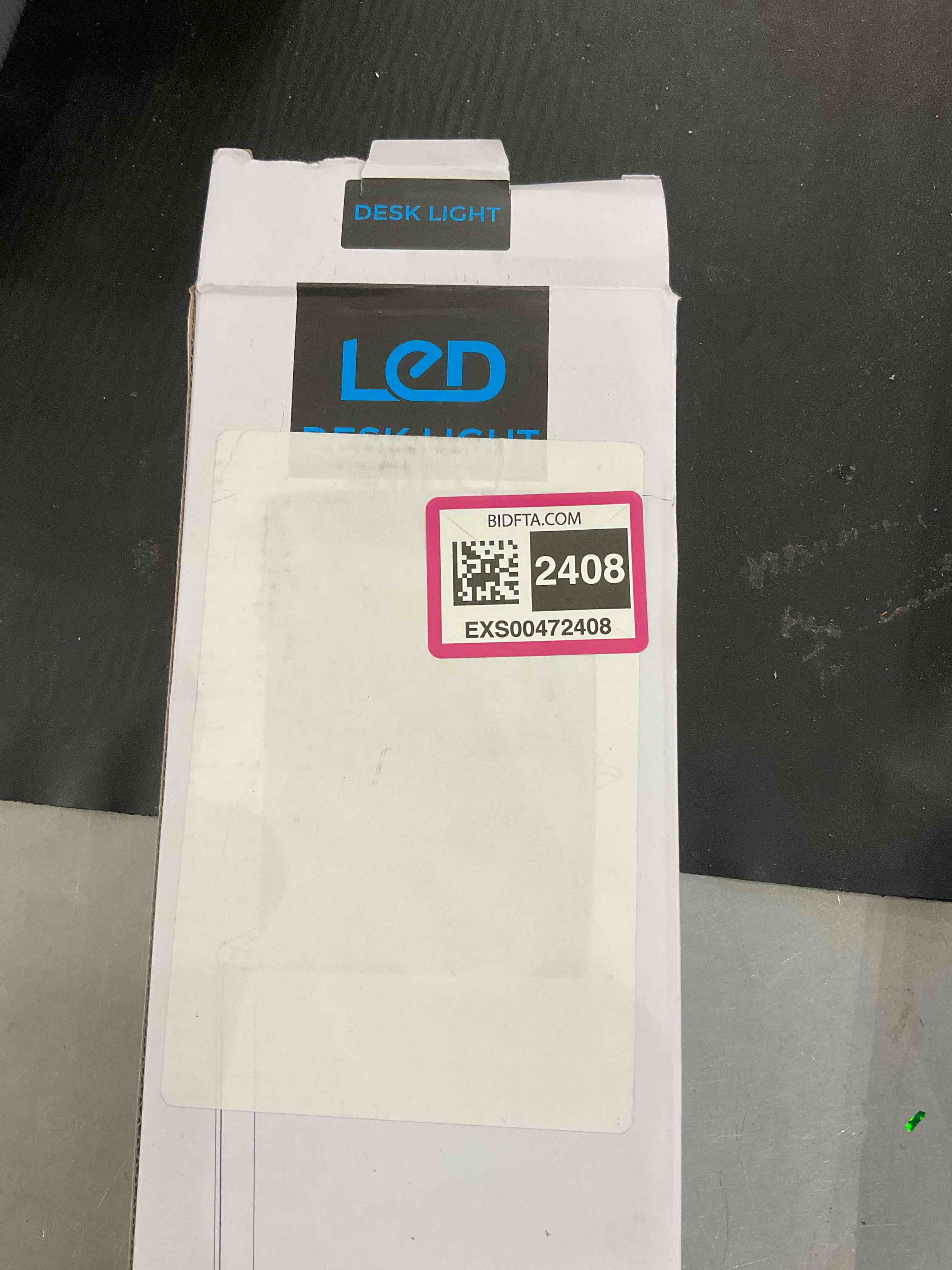 https://s3.amazonaws.com/lotting-images-prod/bidfta/EXS00472408_1697739919204.jpeg