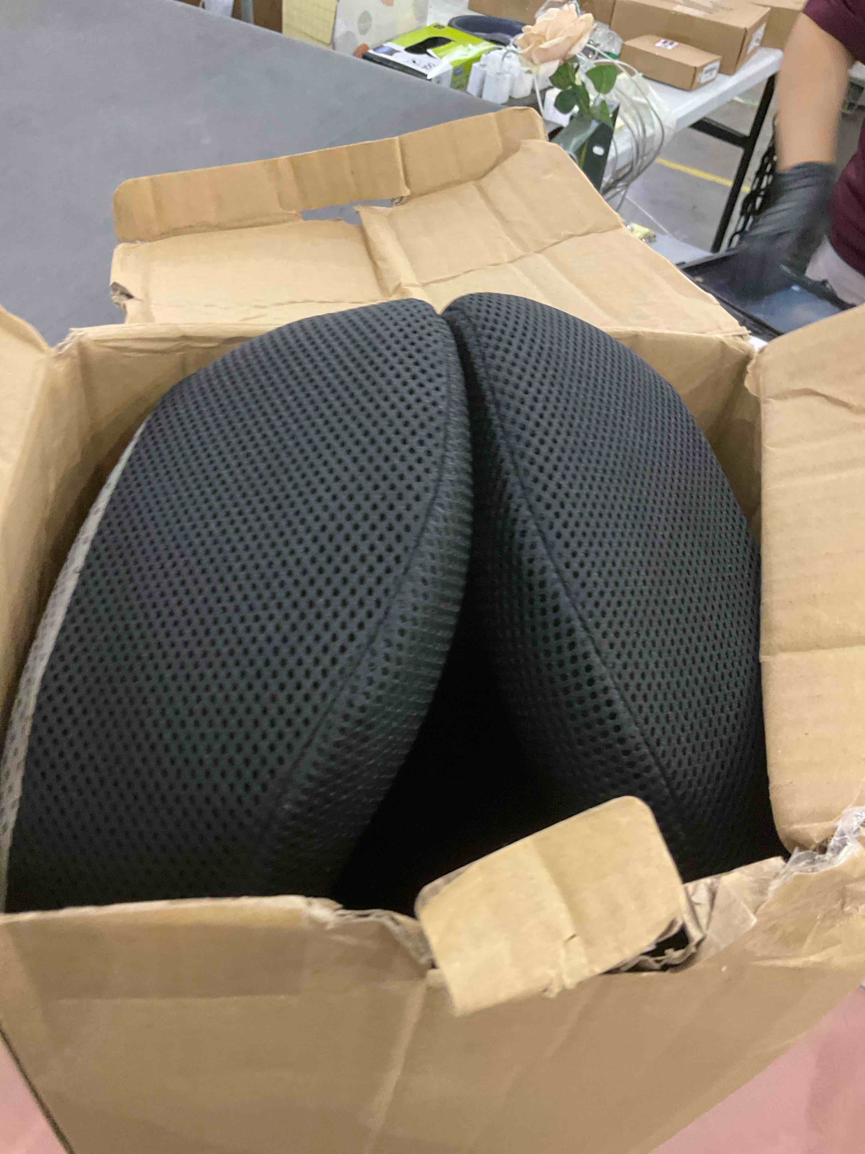 https://s3.amazonaws.com/lotting-images-prod/bidfta/EXS00472647_1697204397069.jpeg
