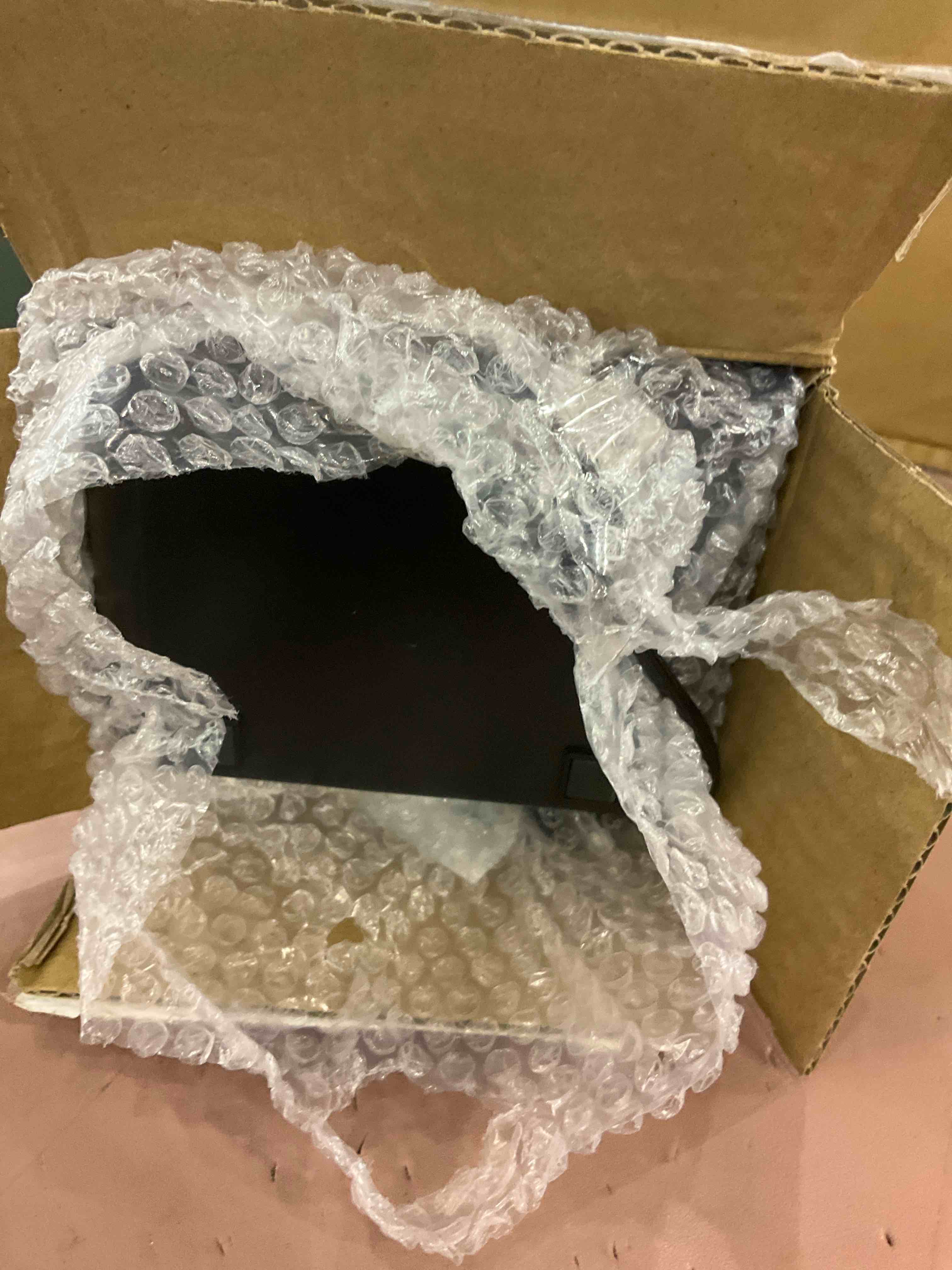 https://s3.amazonaws.com/lotting-images-prod/bidfta/EXS00472981_1697477576235.jpeg