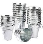 Didaey Mini Metal Buckets with Handles Galvanized Buckets 3.14 Inch Mini Toy Container Buckets for Kids Metal Crayon Pencil Holder Bucket Tin Pail for Wedding Decoration Party Favor (Silver, 28 Pcs)