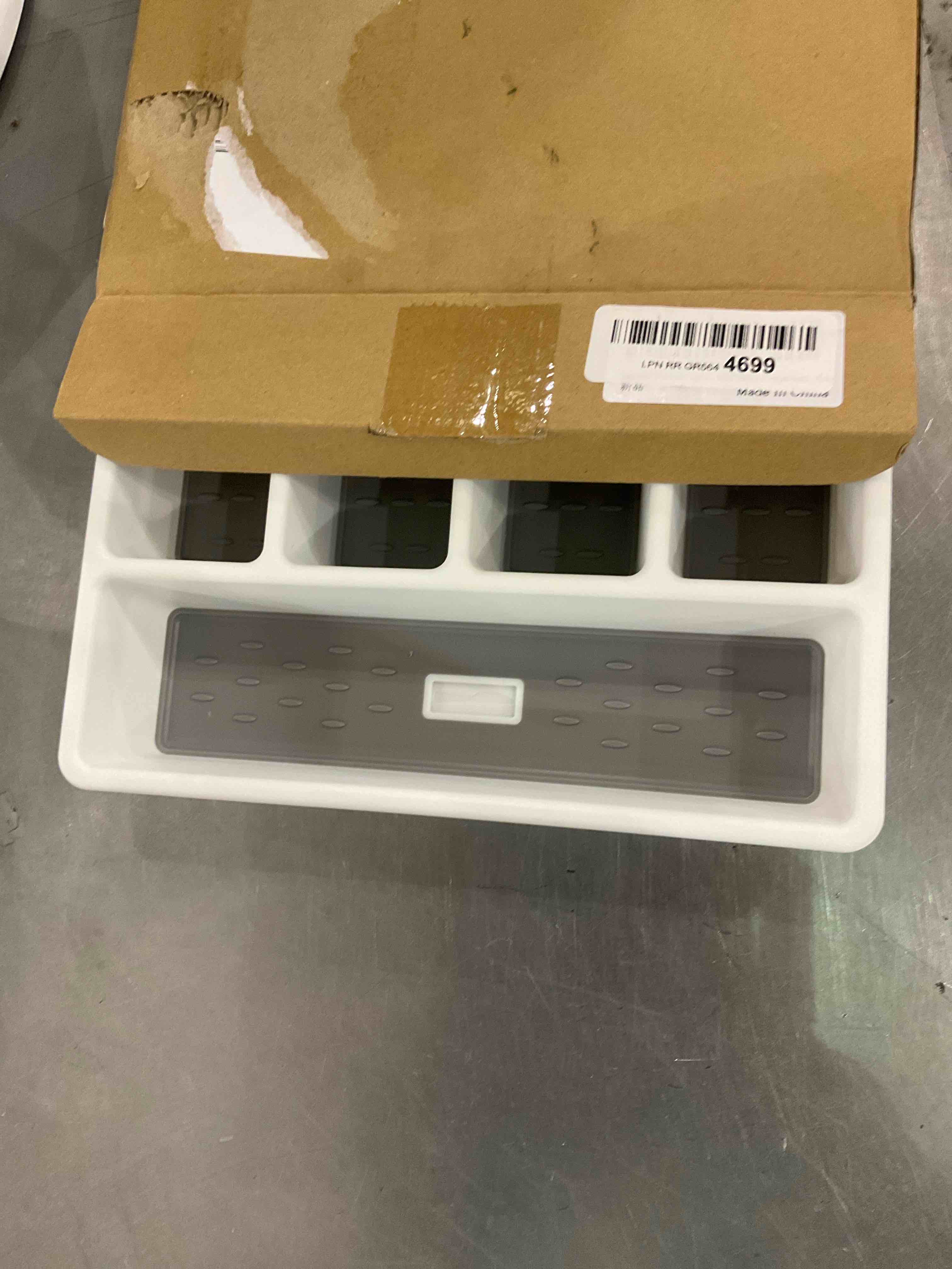 https://s3.amazonaws.com/lotting-images-prod/bidfta/EXS00473769_1696862473945.jpeg