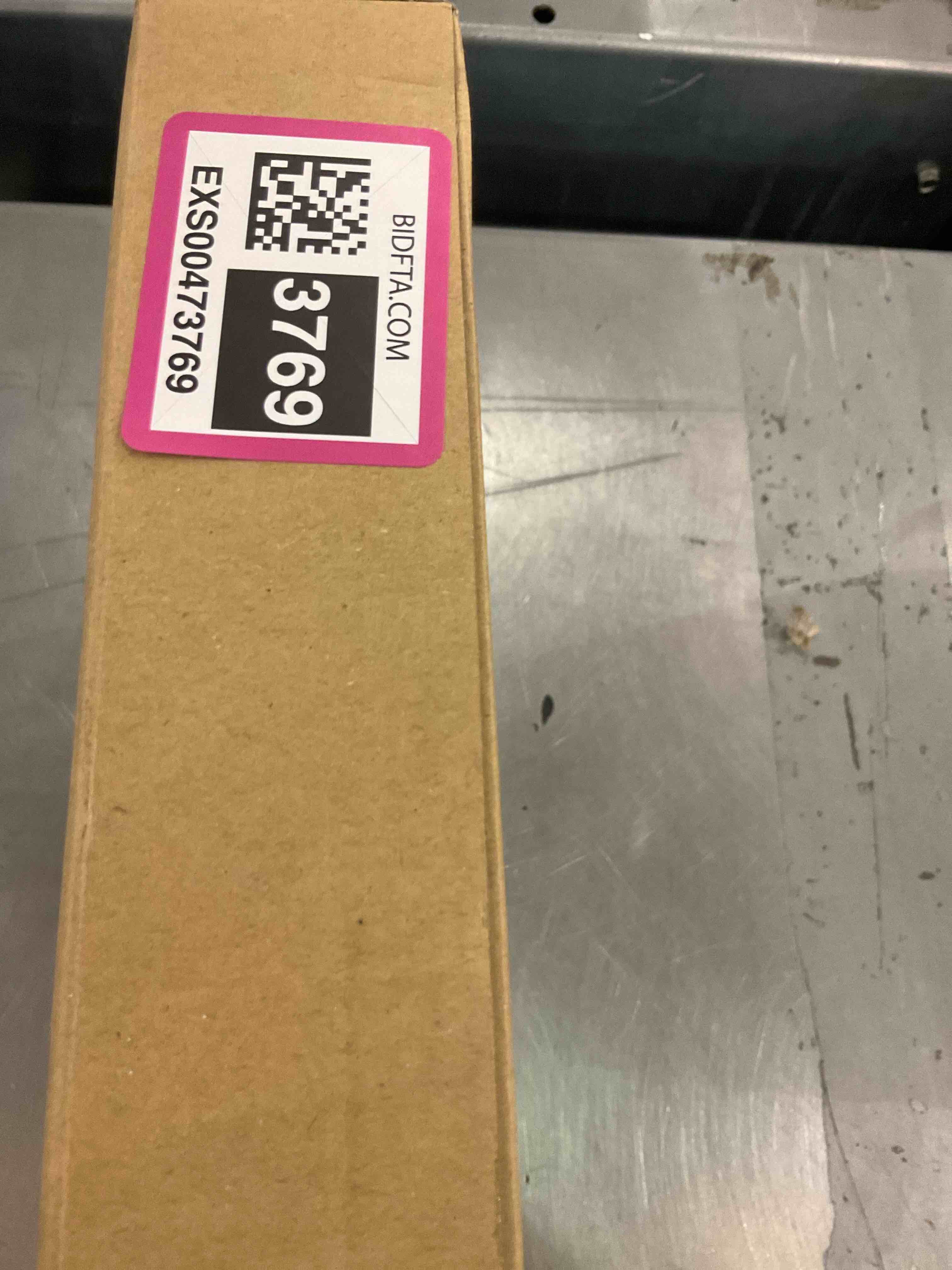 https://s3.amazonaws.com/lotting-images-prod/bidfta/EXS00473769_1696862508769.jpeg