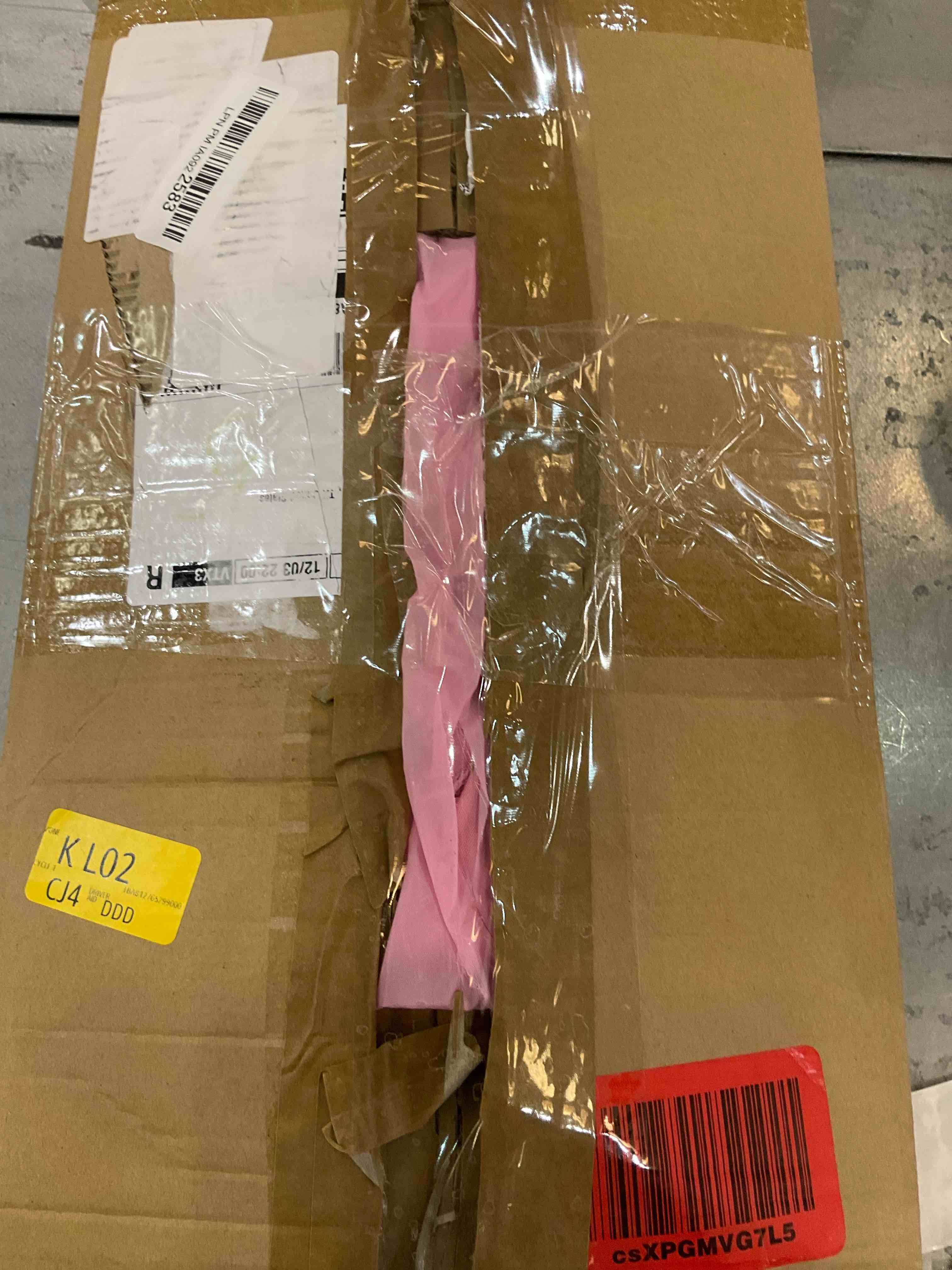 https://s3.amazonaws.com/lotting-images-prod/bidfta/EXS00474154_1698085811247.jpeg