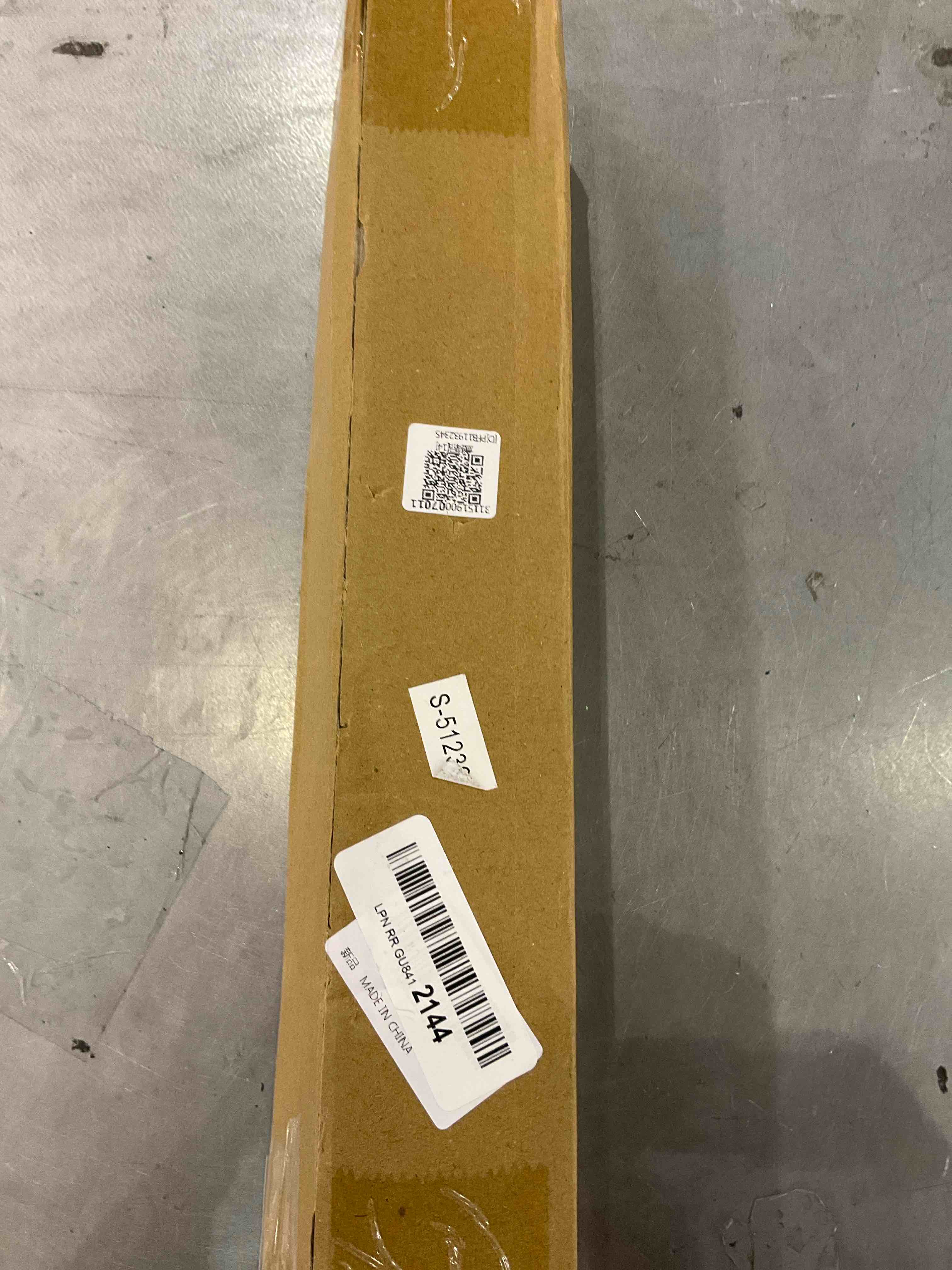 https://s3.amazonaws.com/lotting-images-prod/bidfta/EXS00474381_1698234660351.jpeg
