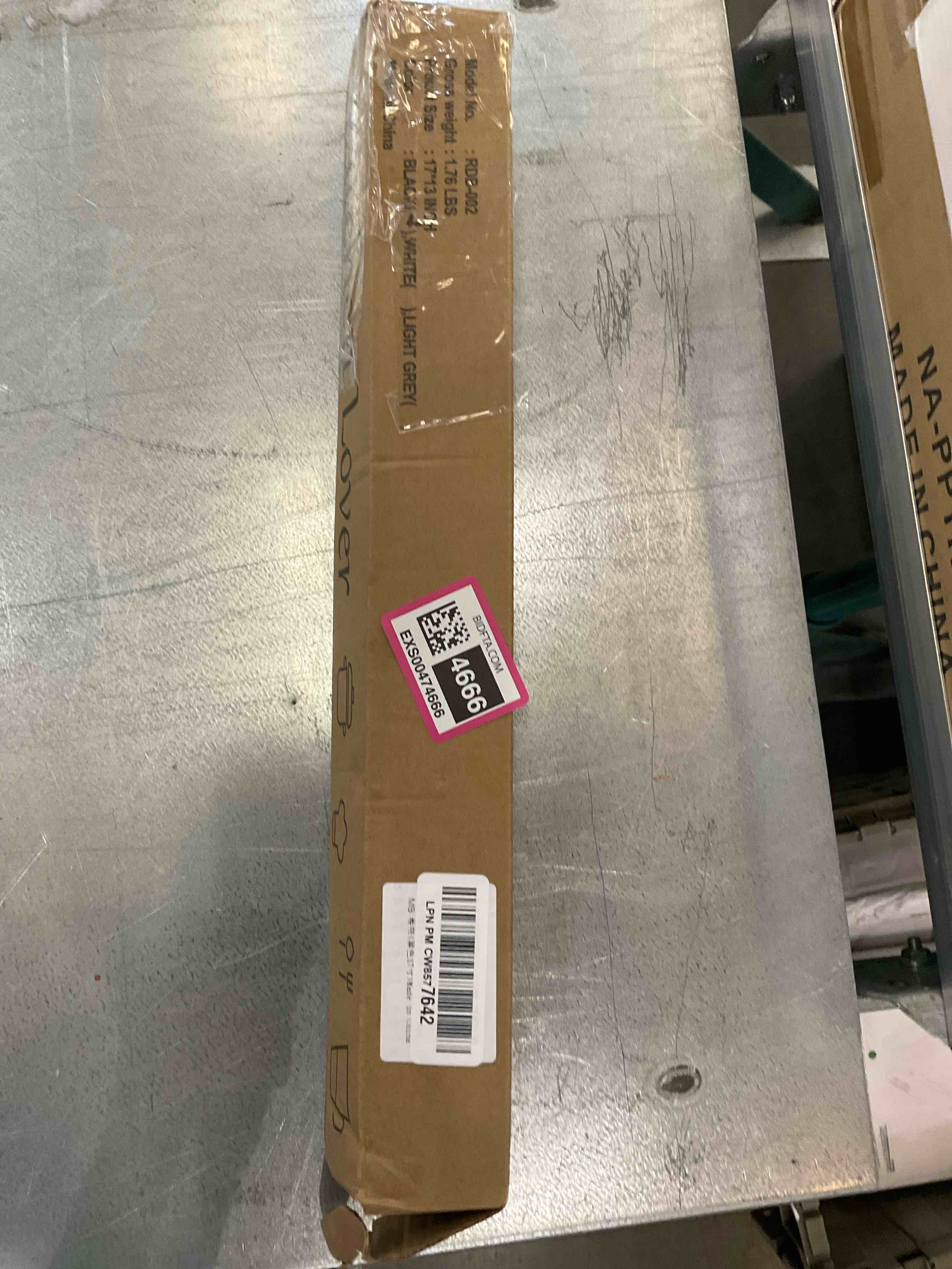 https://s3.amazonaws.com/lotting-images-prod/bidfta/EXS00474666_1696446806818.jpeg