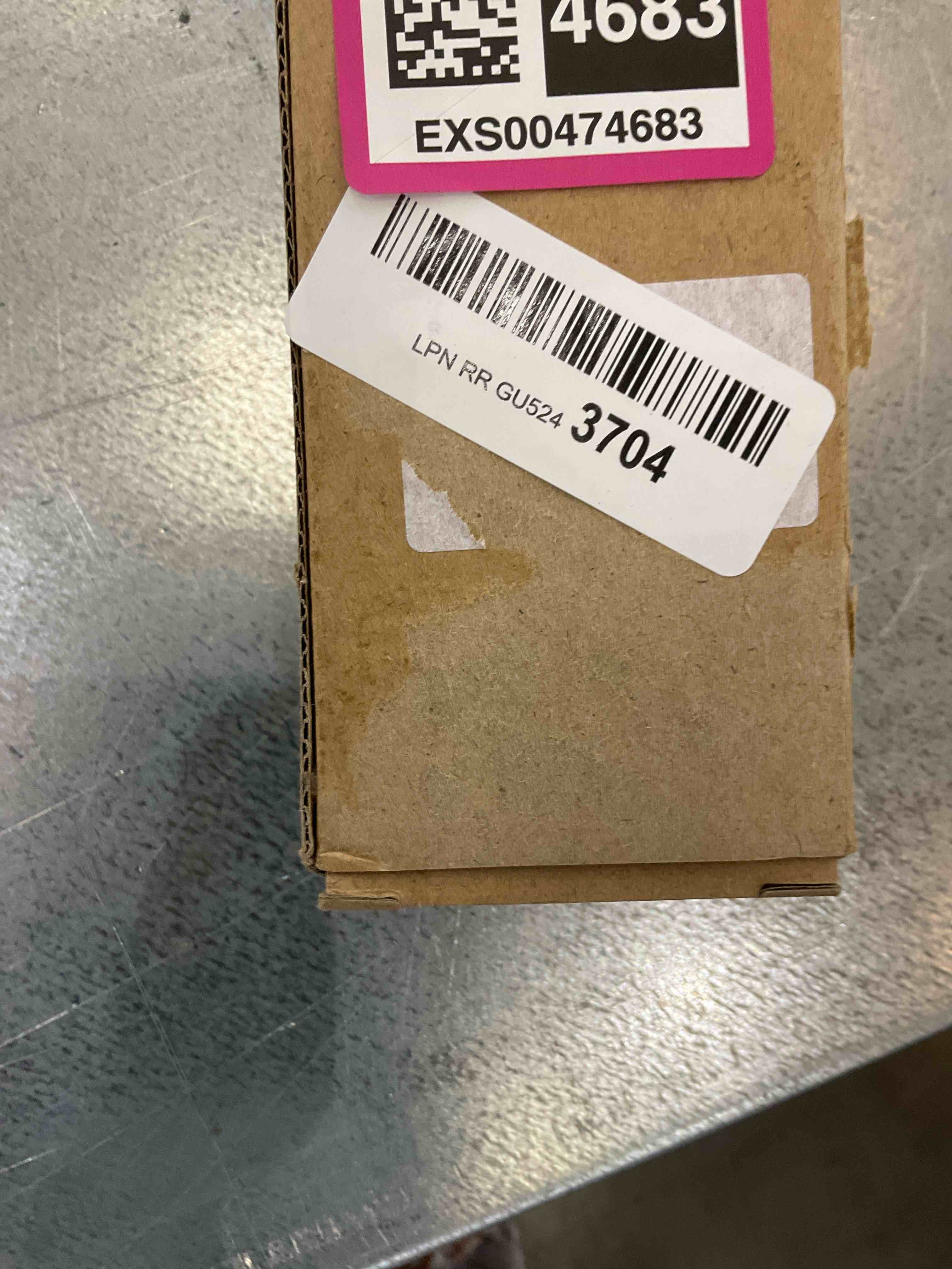 https://s3.amazonaws.com/lotting-images-prod/bidfta/EXS00474683_1696448948647.jpeg