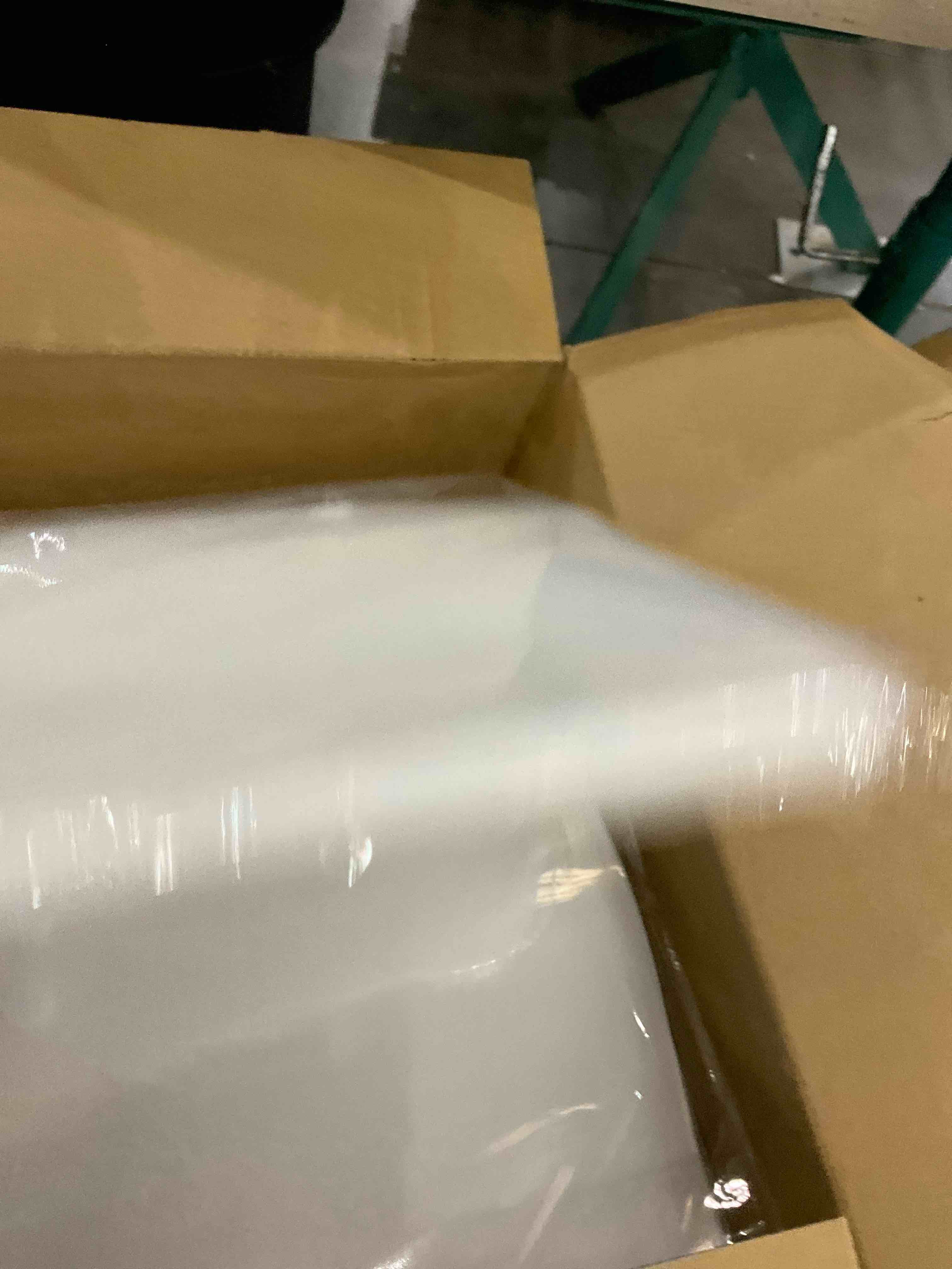 https://s3.amazonaws.com/lotting-images-prod/bidfta/EXS00474904_1696534319913.jpeg
