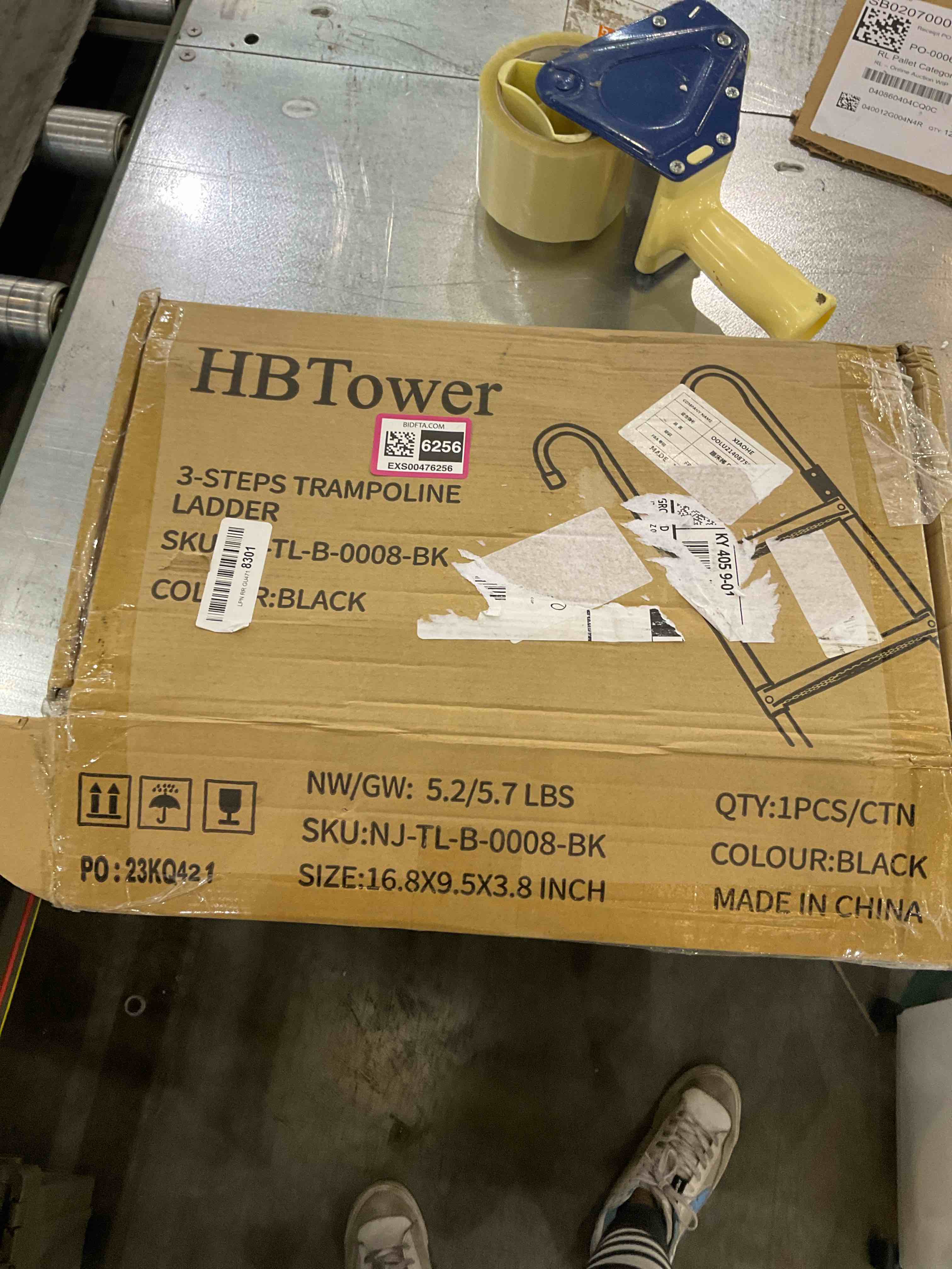 https://s3.amazonaws.com/lotting-images-prod/bidfta/EXS00476256_1695821354987.jpeg