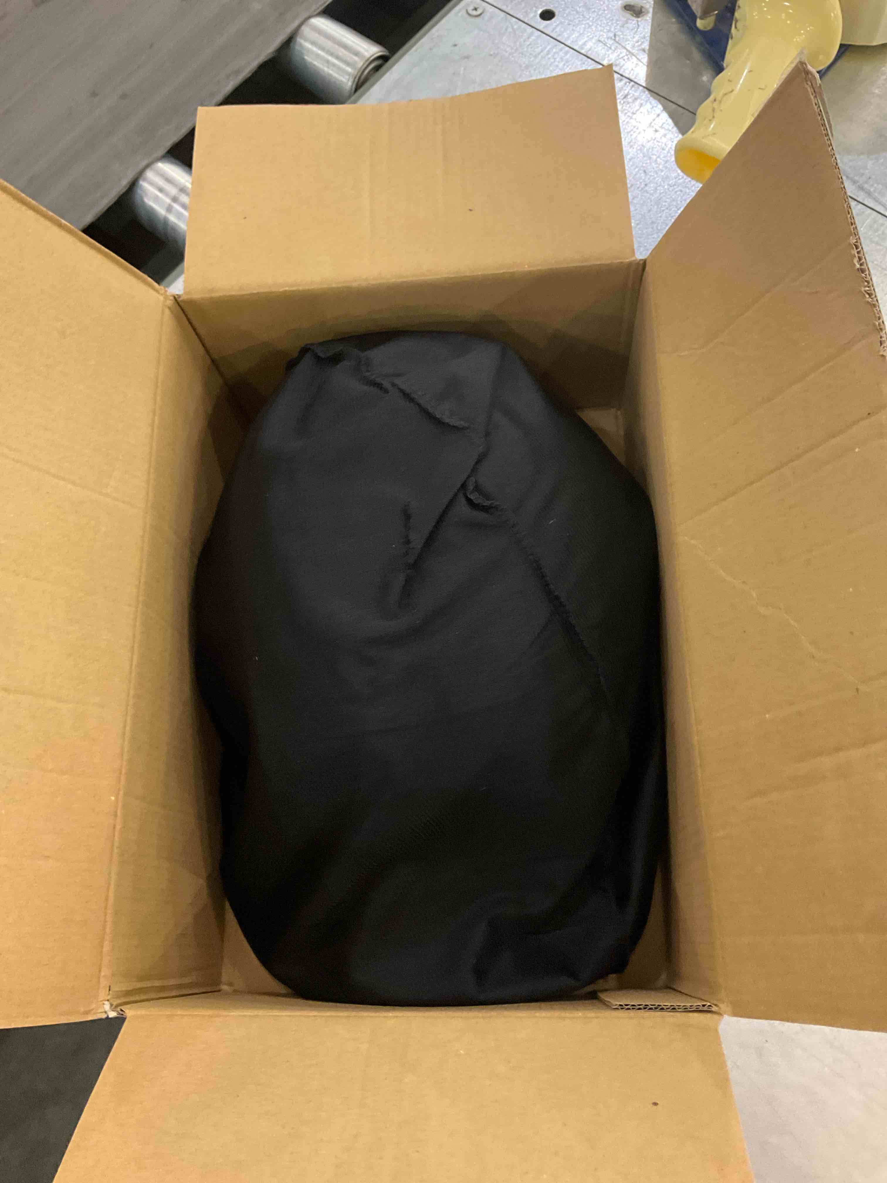 https://s3.amazonaws.com/lotting-images-prod/bidfta/EXS00476258_1695821520978.jpeg