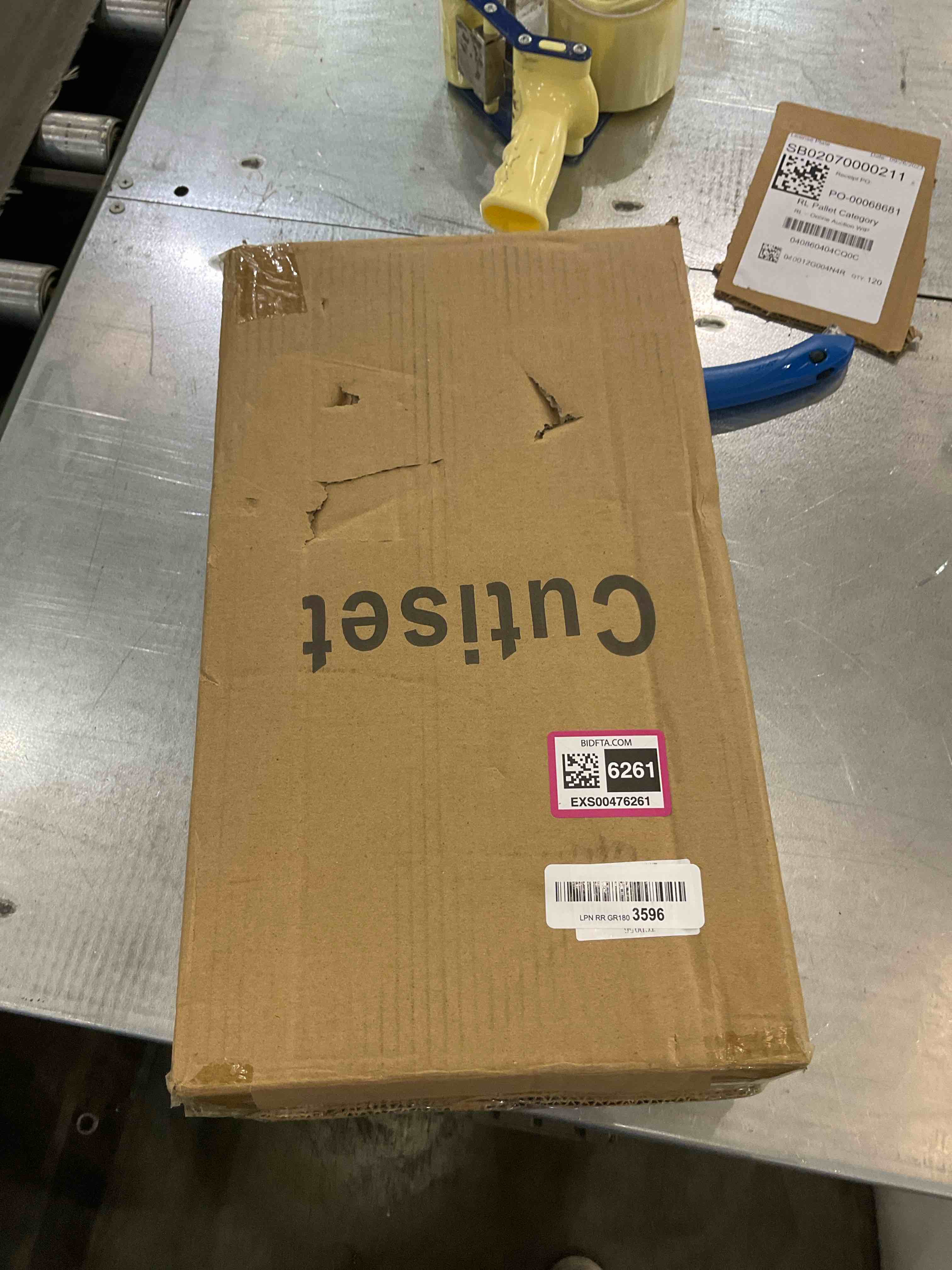 https://s3.amazonaws.com/lotting-images-prod/bidfta/EXS00476261_1695821773929.jpeg