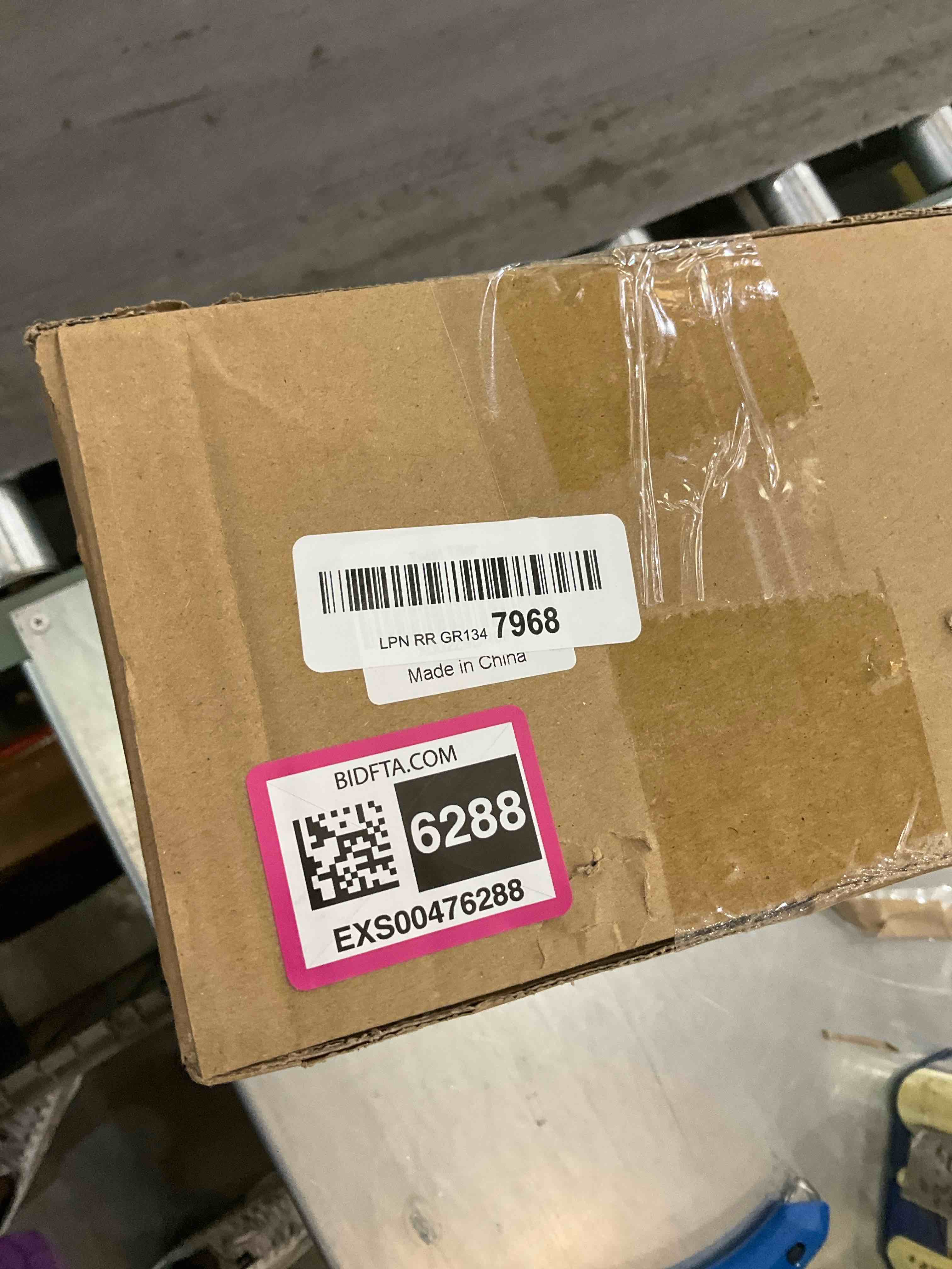 https://s3.amazonaws.com/lotting-images-prod/bidfta/EXS00476288_1695824368207.jpeg