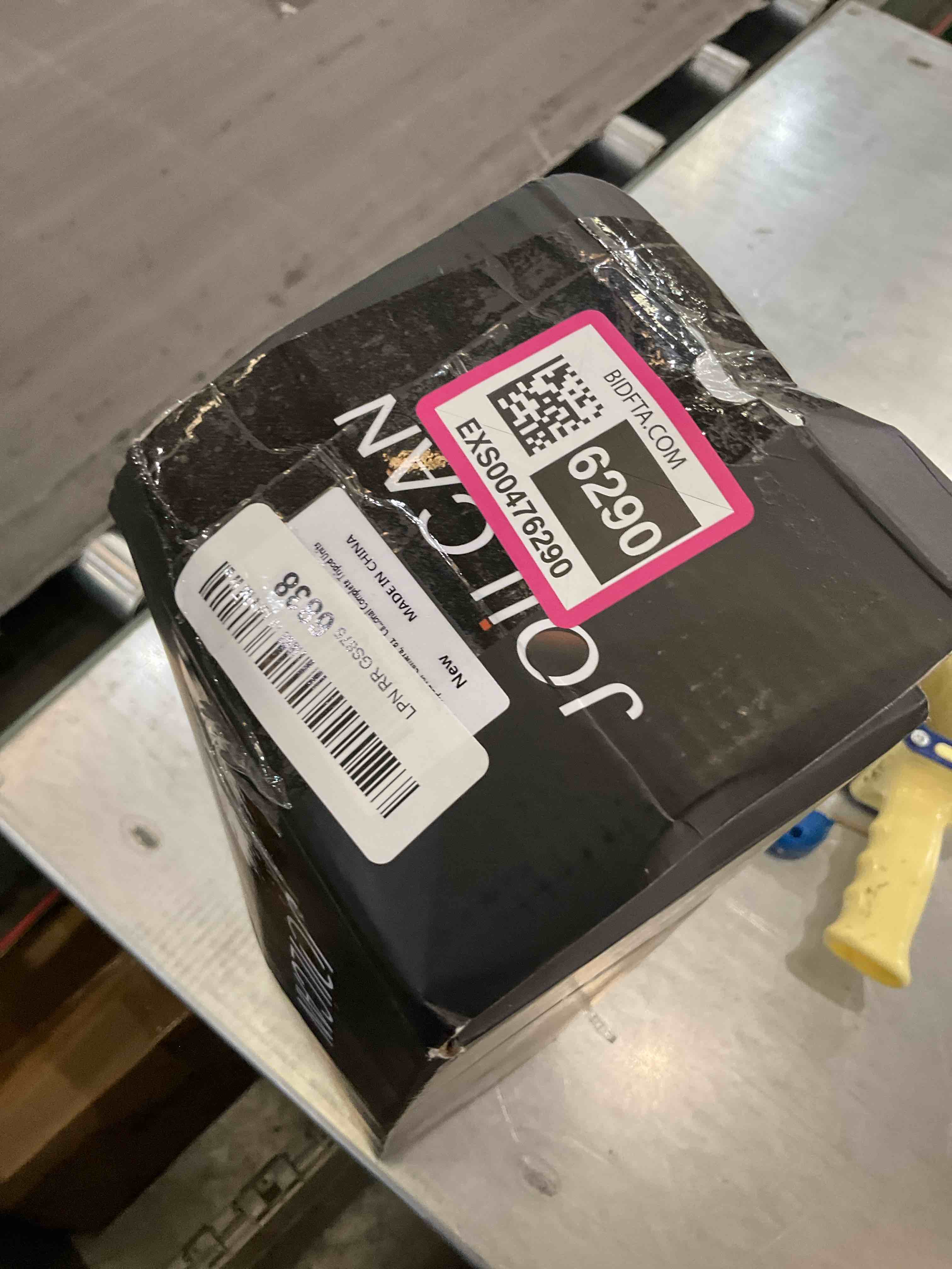 https://s3.amazonaws.com/lotting-images-prod/bidfta/EXS00476290_1695824508359.jpeg