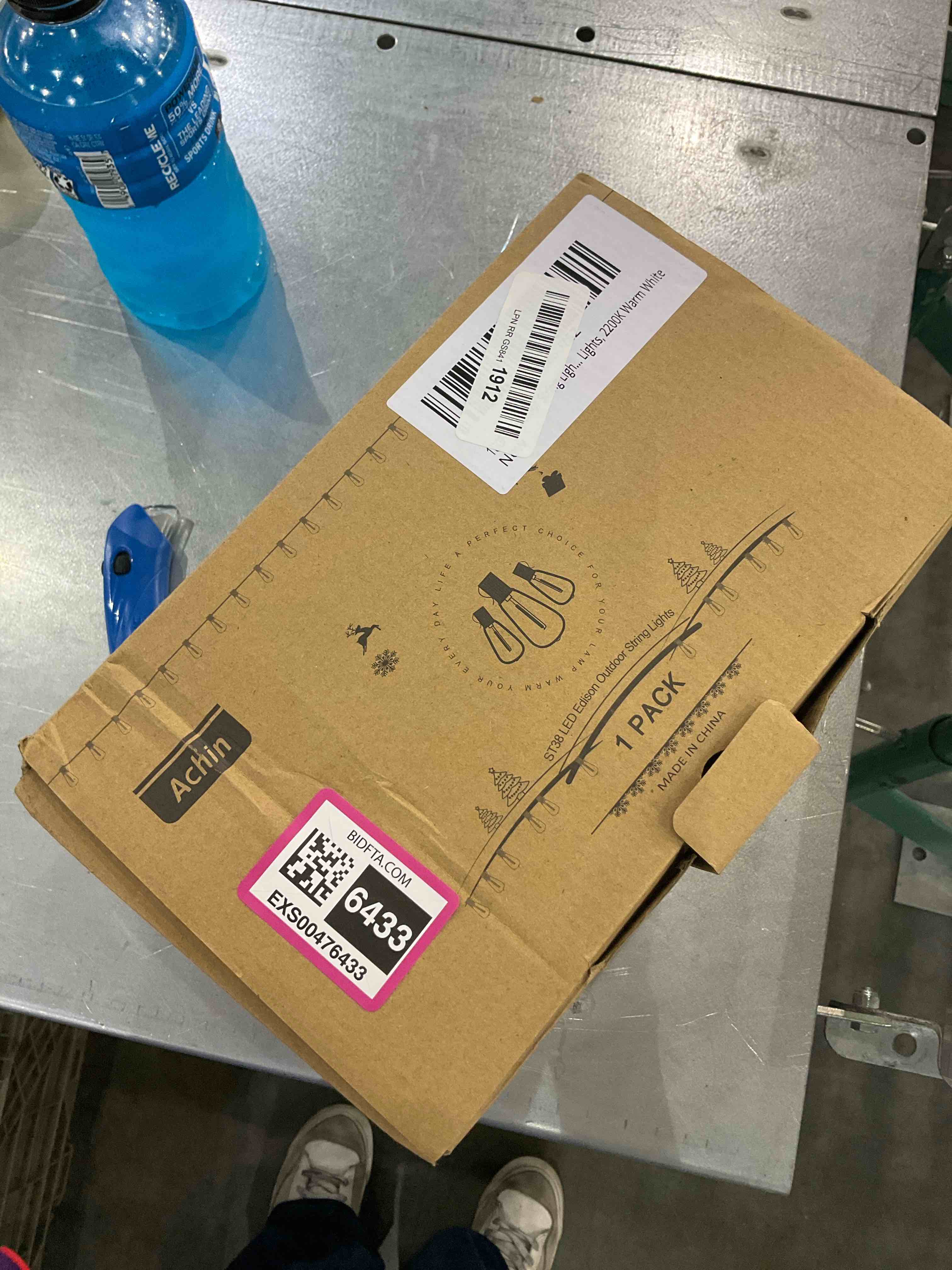 https://s3.amazonaws.com/lotting-images-prod/bidfta/EXS00476433_1695899754503.jpeg