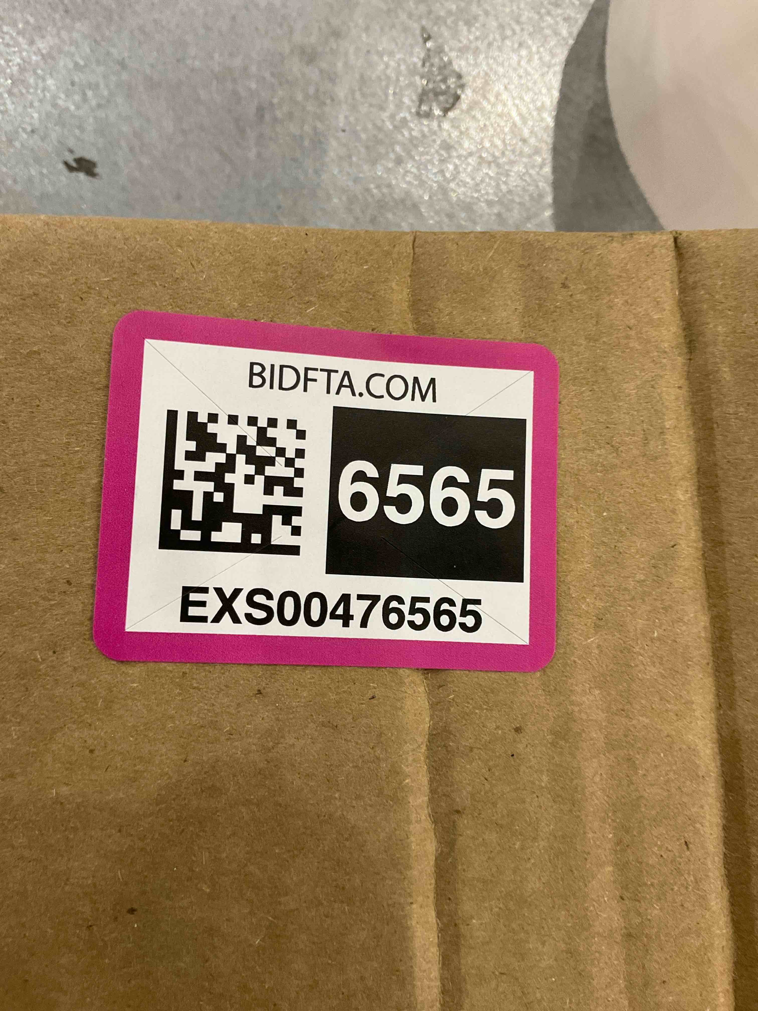 https://s3.amazonaws.com/lotting-images-prod/bidfta/EXS00476565_1697027173872.jpeg