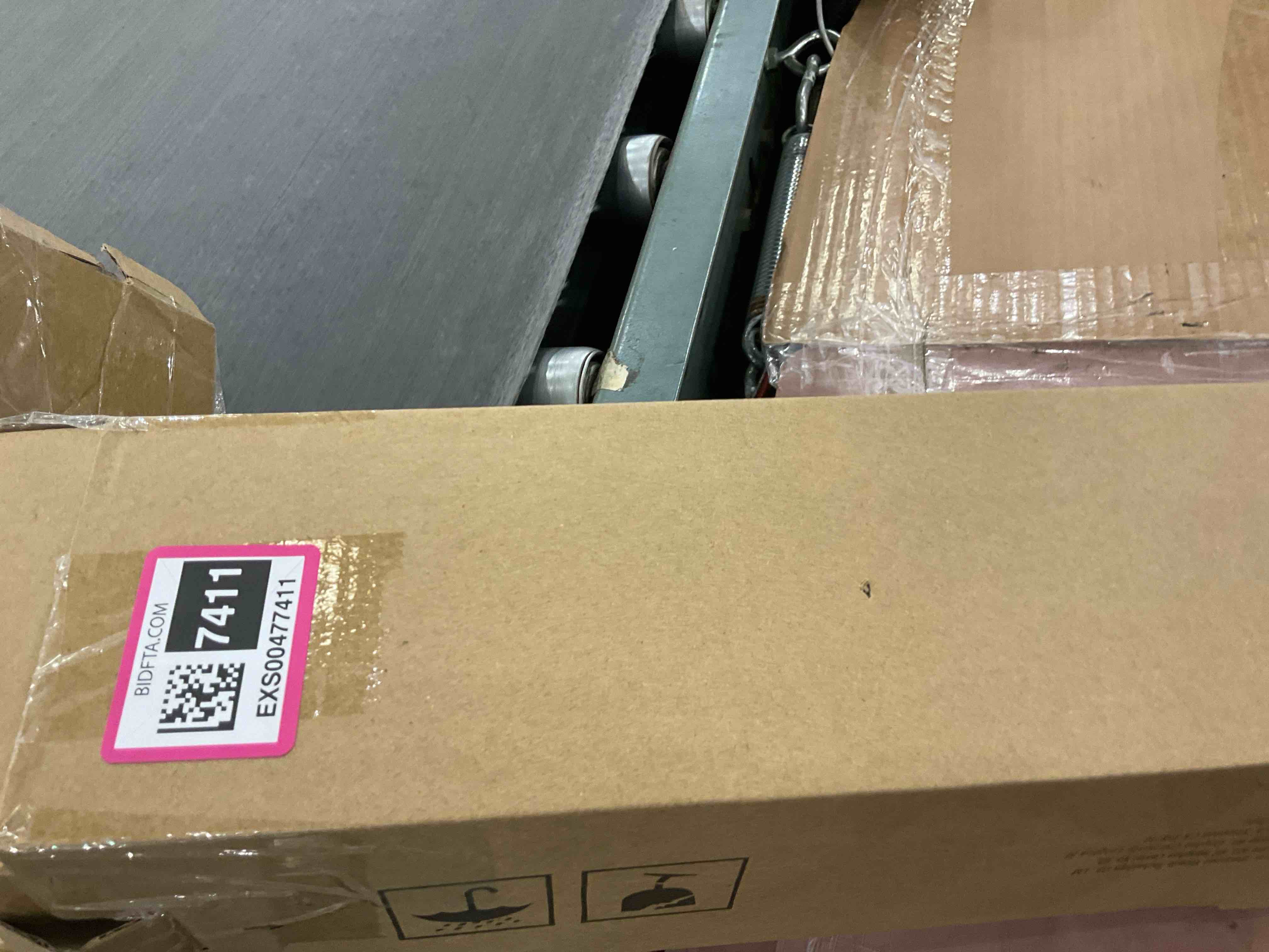 https://s3.amazonaws.com/lotting-images-prod/bidfta/EXS00477411_1697826602348.jpeg