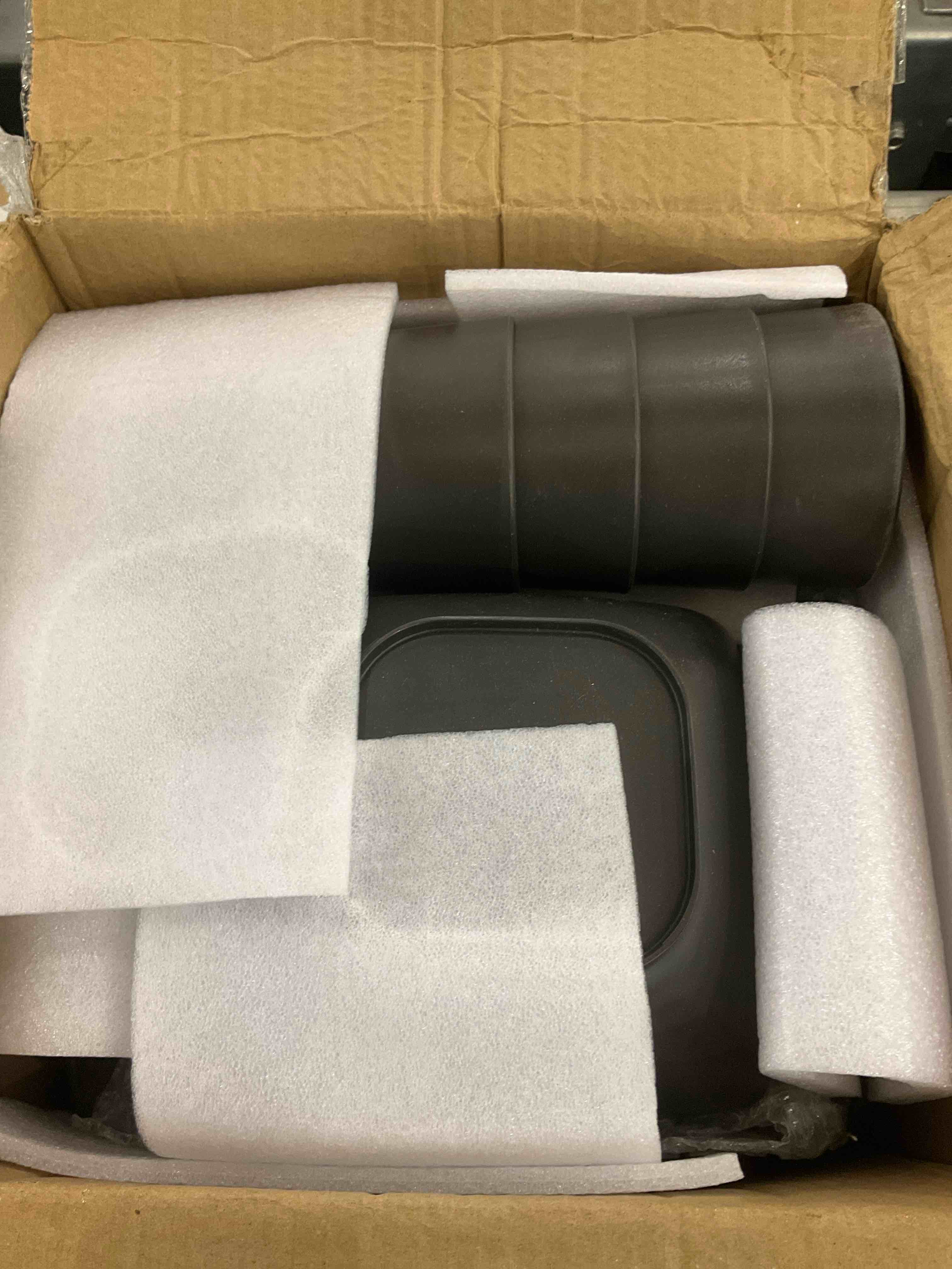 Teivio 16-piece Plastic Wheat Straw Square Dinnerware Set for 4, Unbreakable Dinner Plates, Salad Plates, Snack Bowls, Tumblers 20 oz, Dishwasher Safe, Black