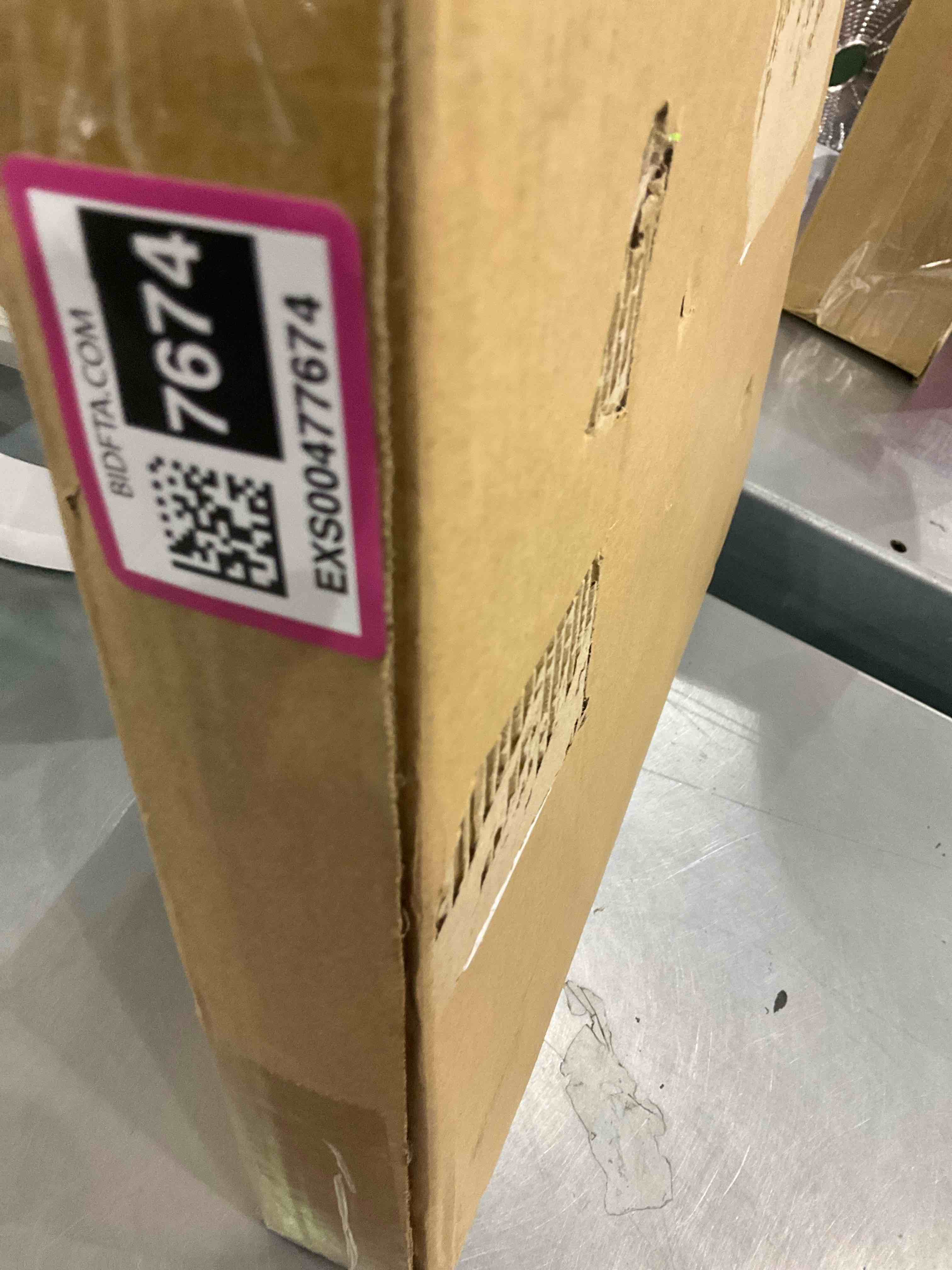 https://s3.amazonaws.com/lotting-images-prod/bidfta/EXS00477674_1697024087468.jpeg
