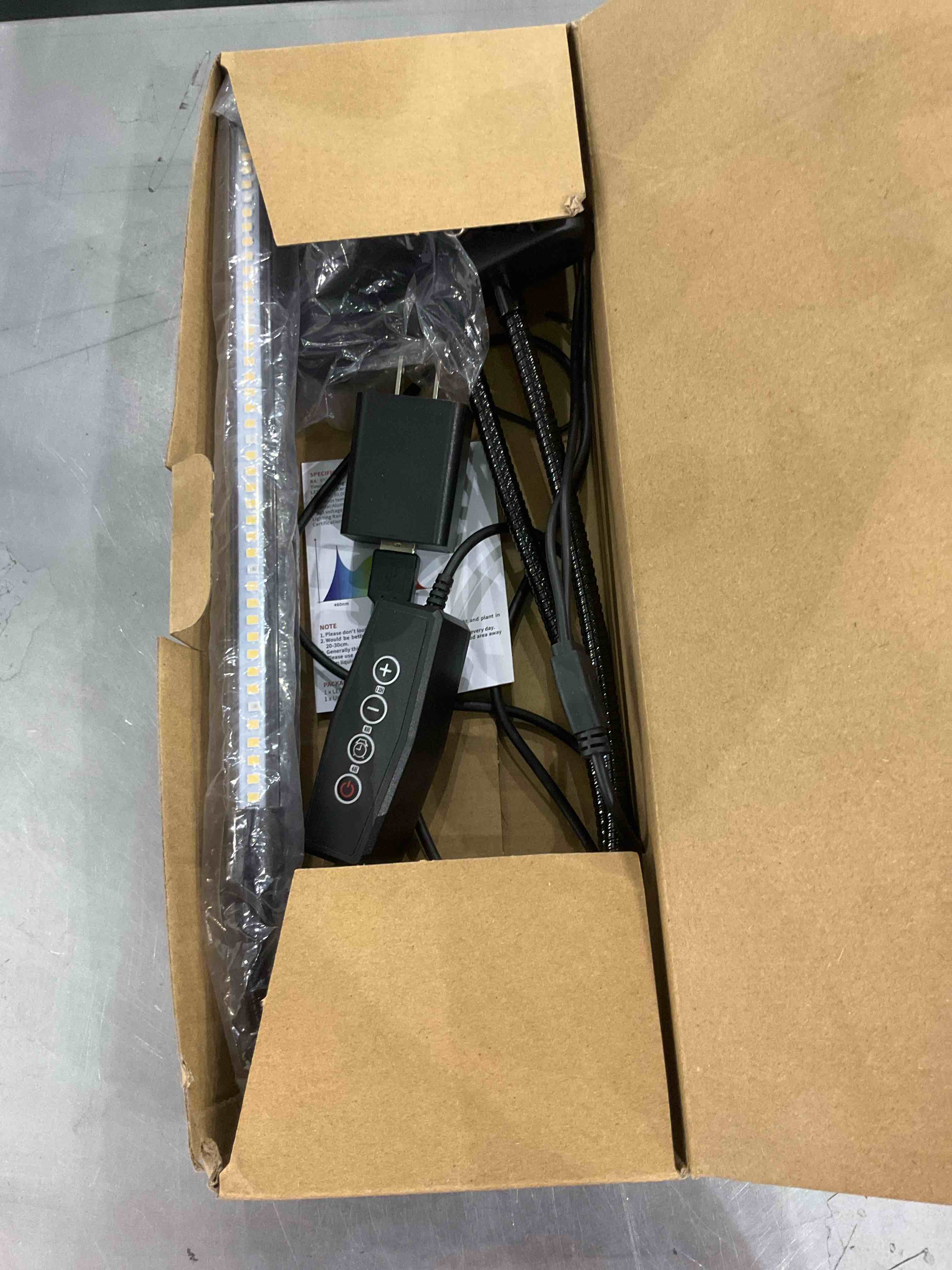 https://s3.amazonaws.com/lotting-images-prod/bidfta/EXS00477704_1697026972659.jpeg