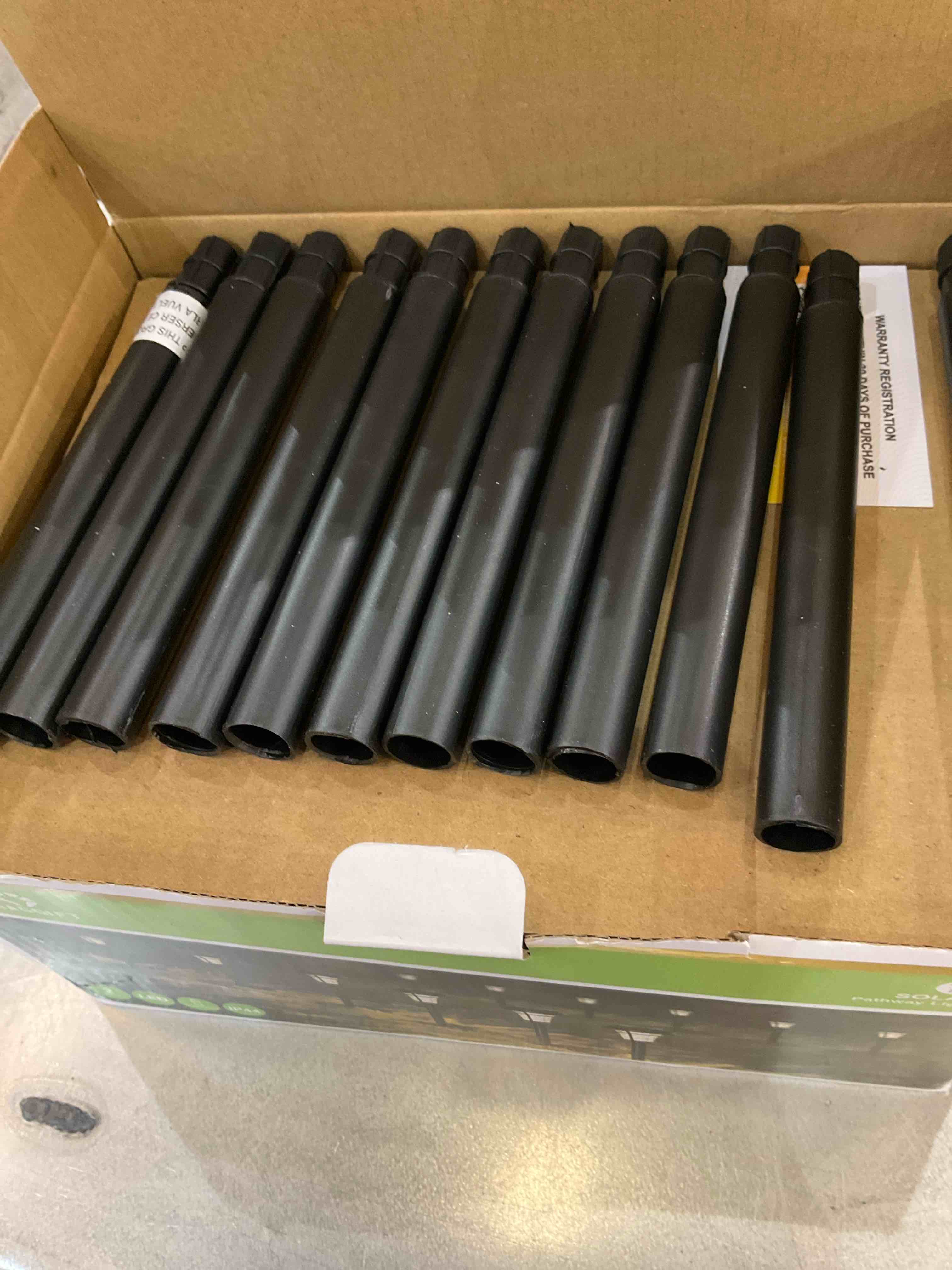 https://s3.amazonaws.com/lotting-images-prod/bidfta/EXS00478095_1695660196328.jpeg