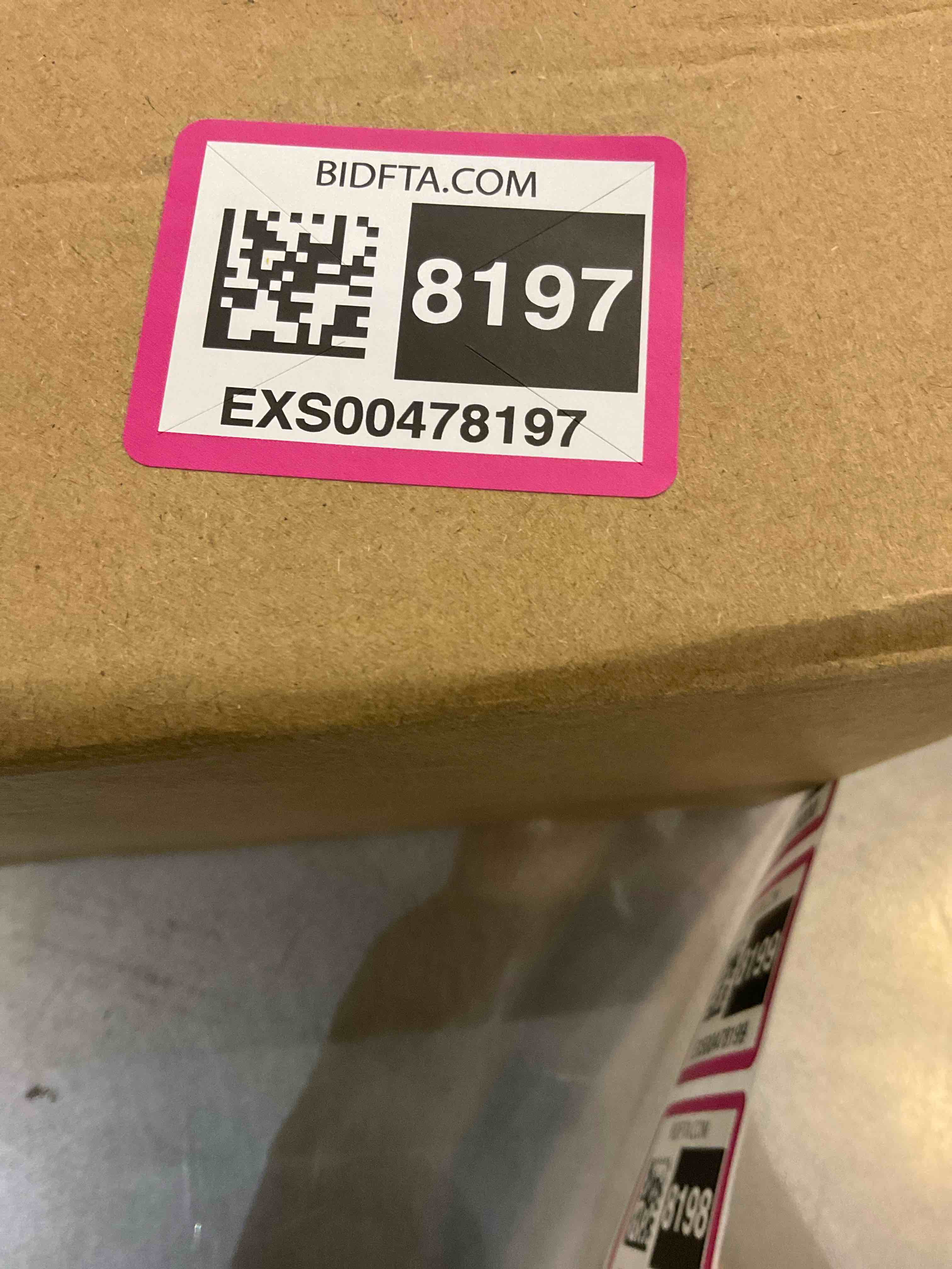 https://s3.amazonaws.com/lotting-images-prod/bidfta/EXS00478197_1695738193072.jpeg