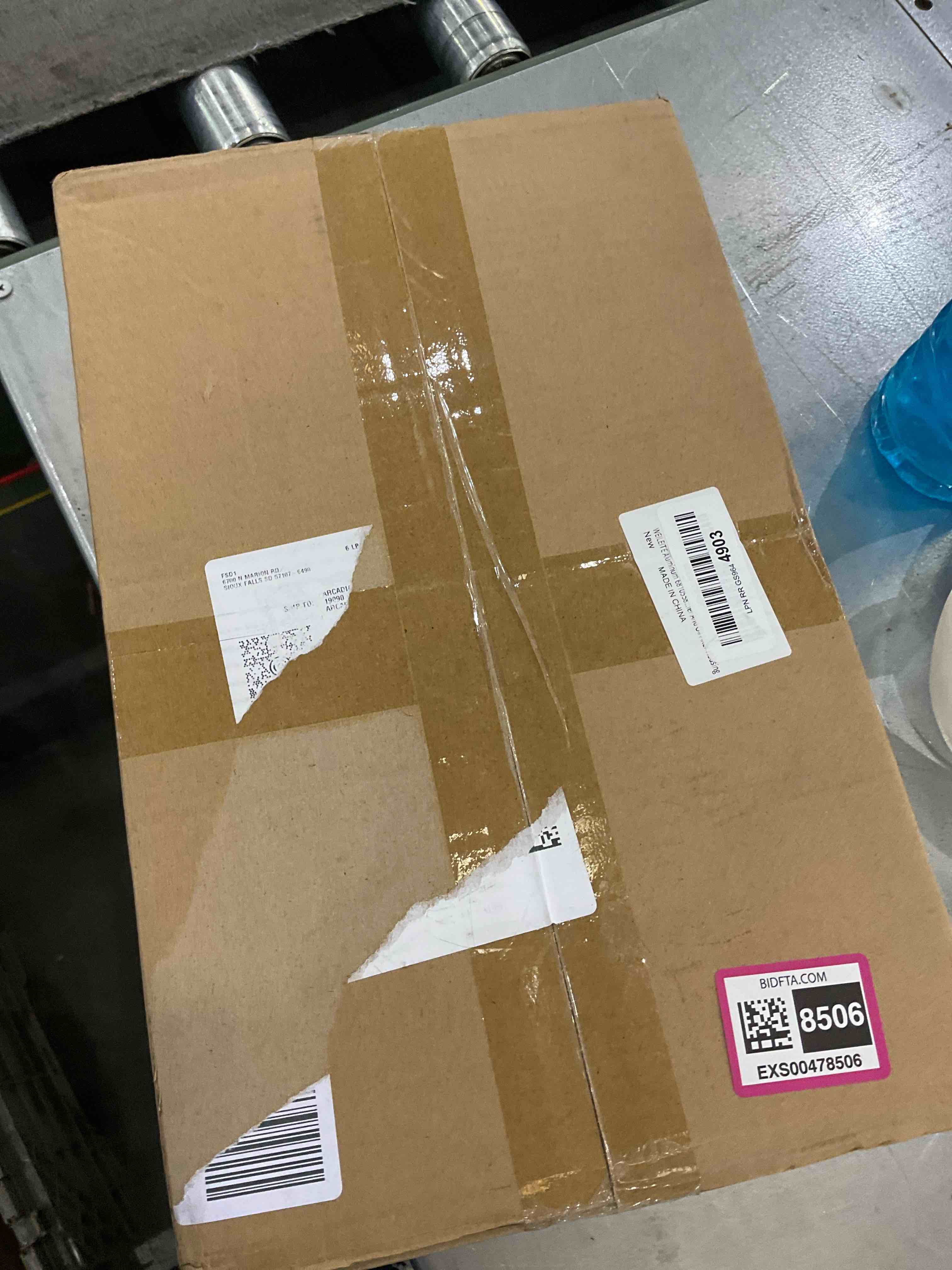 https://s3.amazonaws.com/lotting-images-prod/bidfta/EXS00478506_1696526691253.jpeg