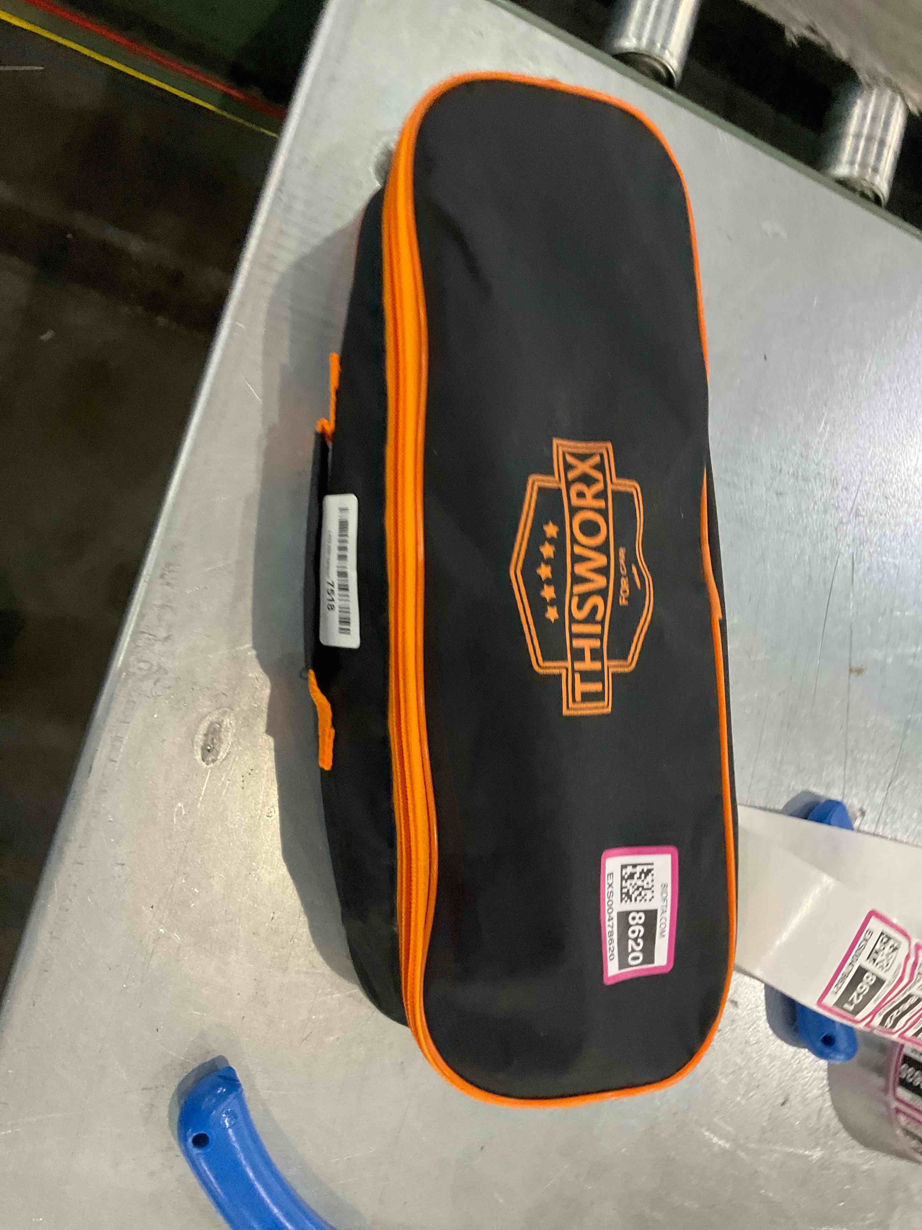 https://s3.amazonaws.com/lotting-images-prod/bidfta/EXS00478620_1696593518289.jpeg