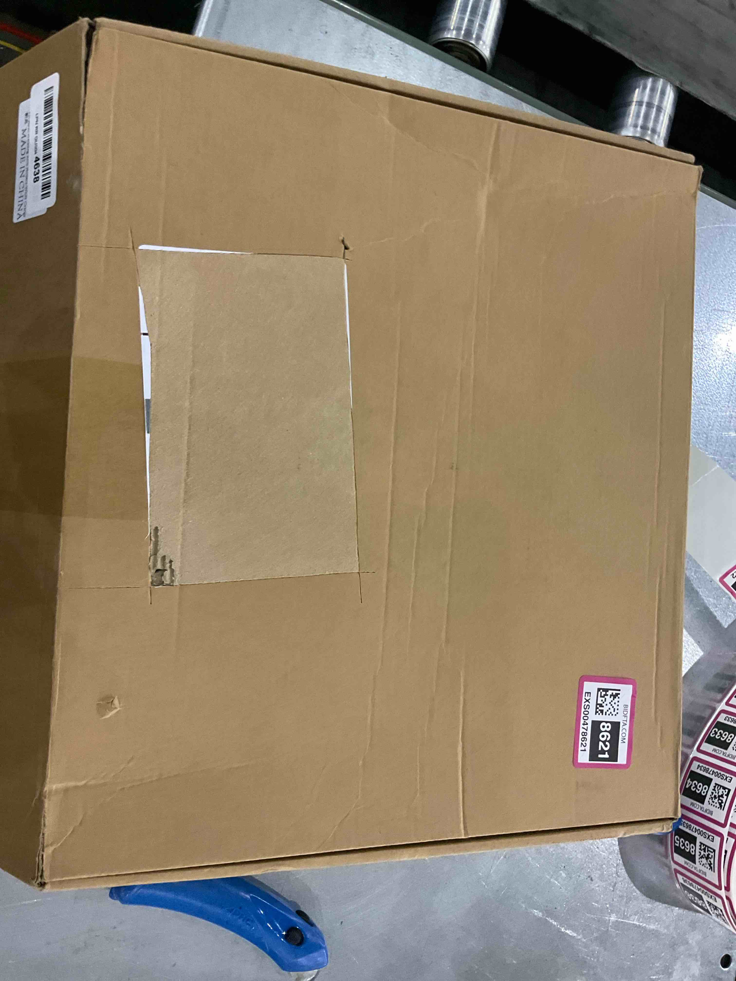 https://s3.amazonaws.com/lotting-images-prod/bidfta/EXS00478621_1696593584451.jpeg