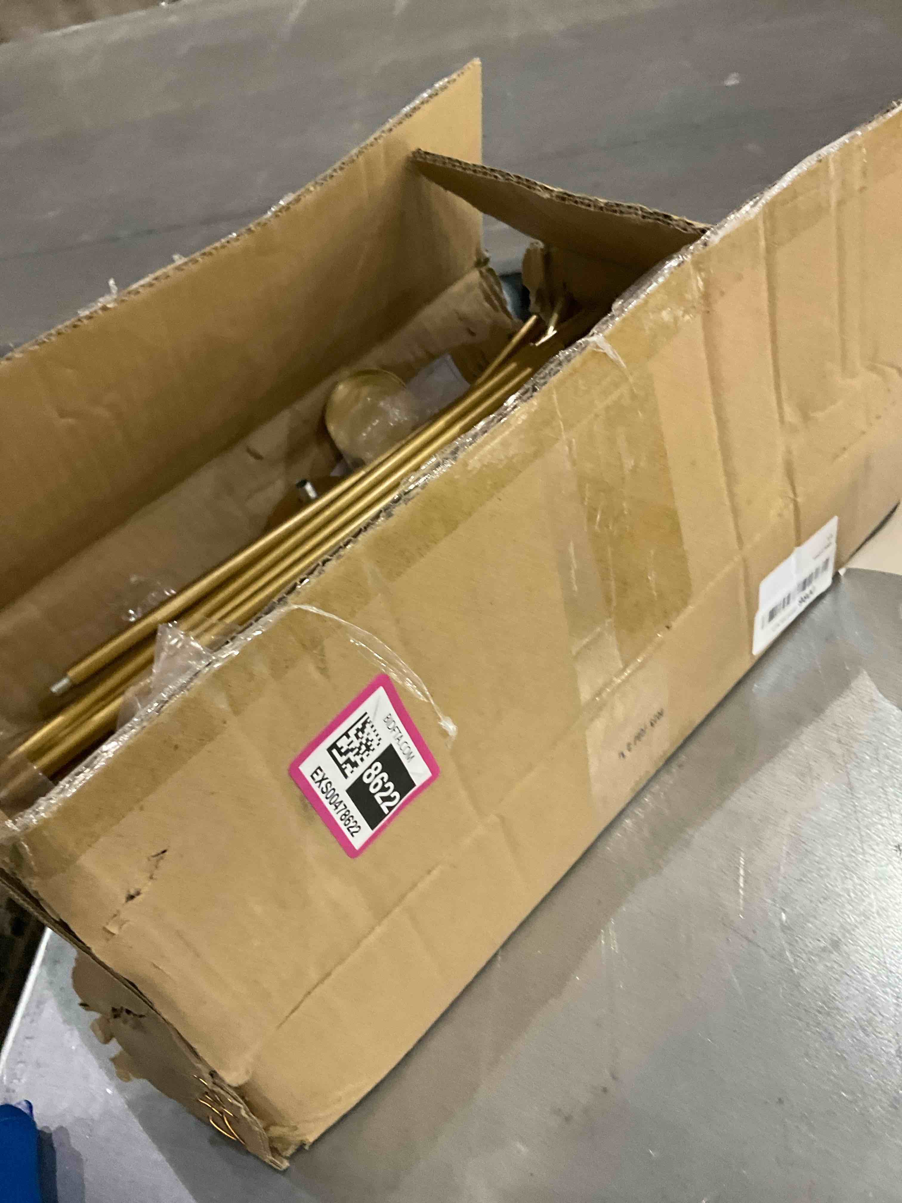 https://s3.amazonaws.com/lotting-images-prod/bidfta/EXS00478622_1696593765018.jpeg
