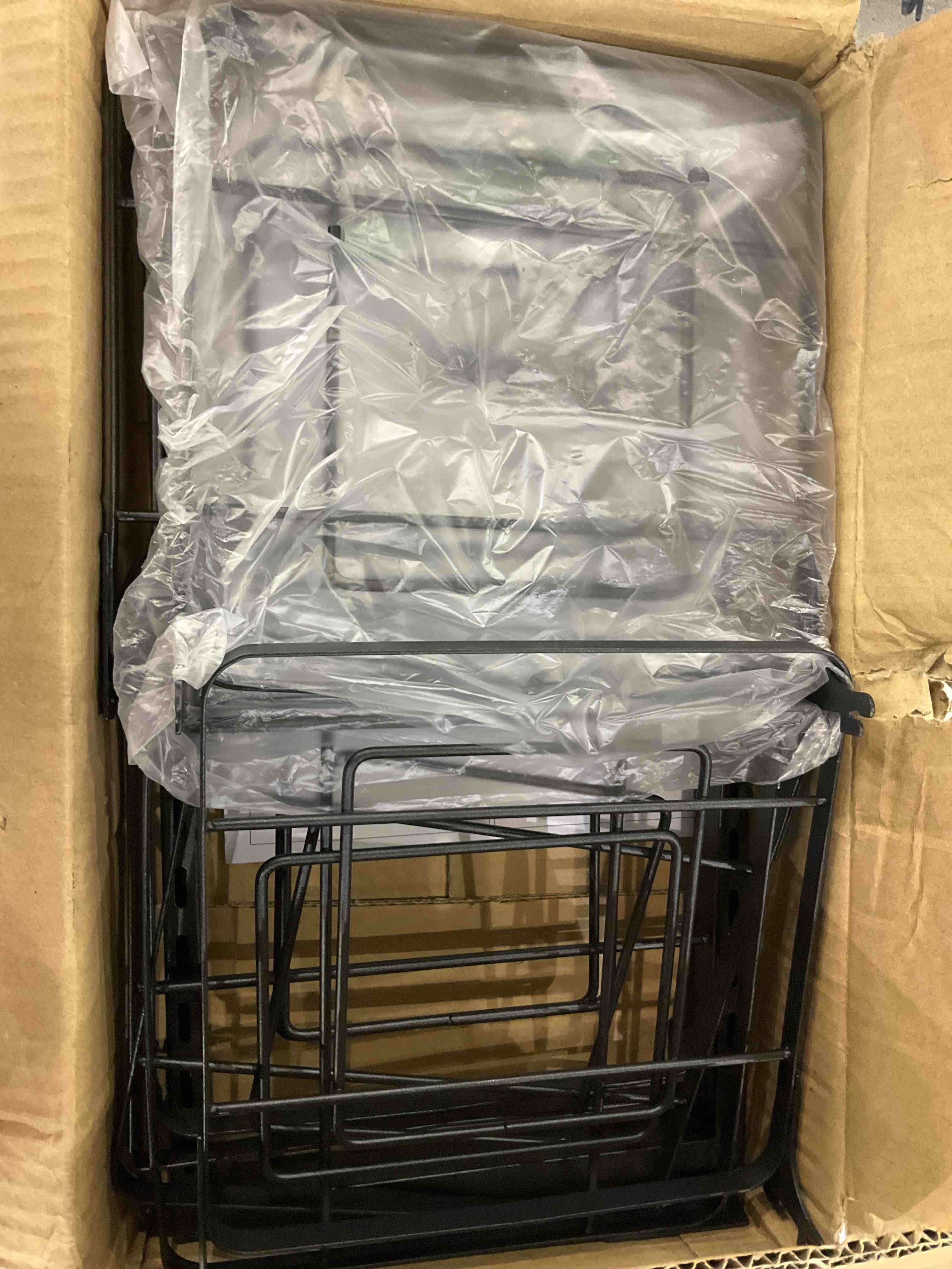 https://s3.amazonaws.com/lotting-images-prod/bidfta/EXS00478902_1698925238706.jpeg