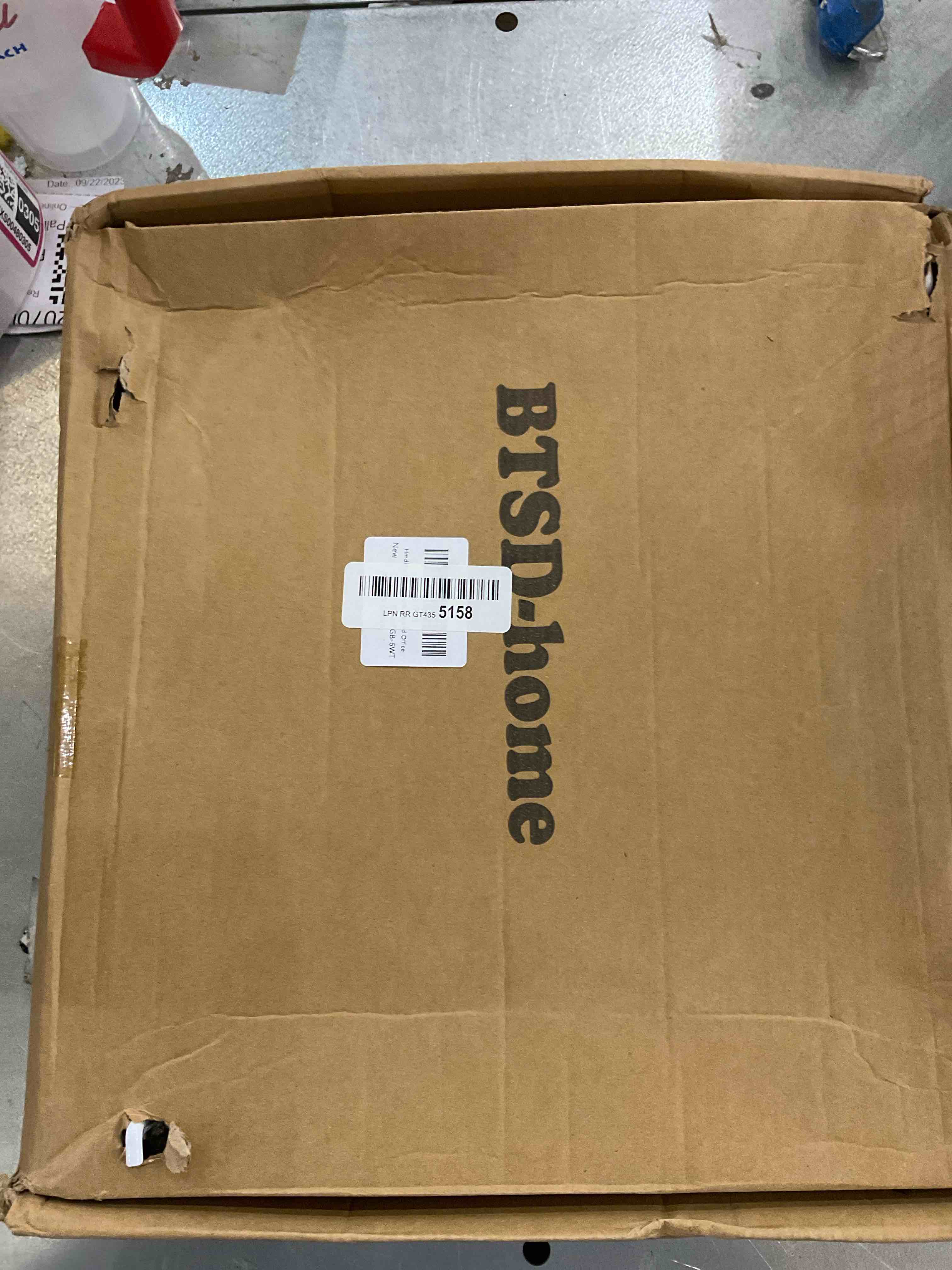 https://s3.amazonaws.com/lotting-images-prod/bidfta/EXS00480305_1695663114324.jpeg