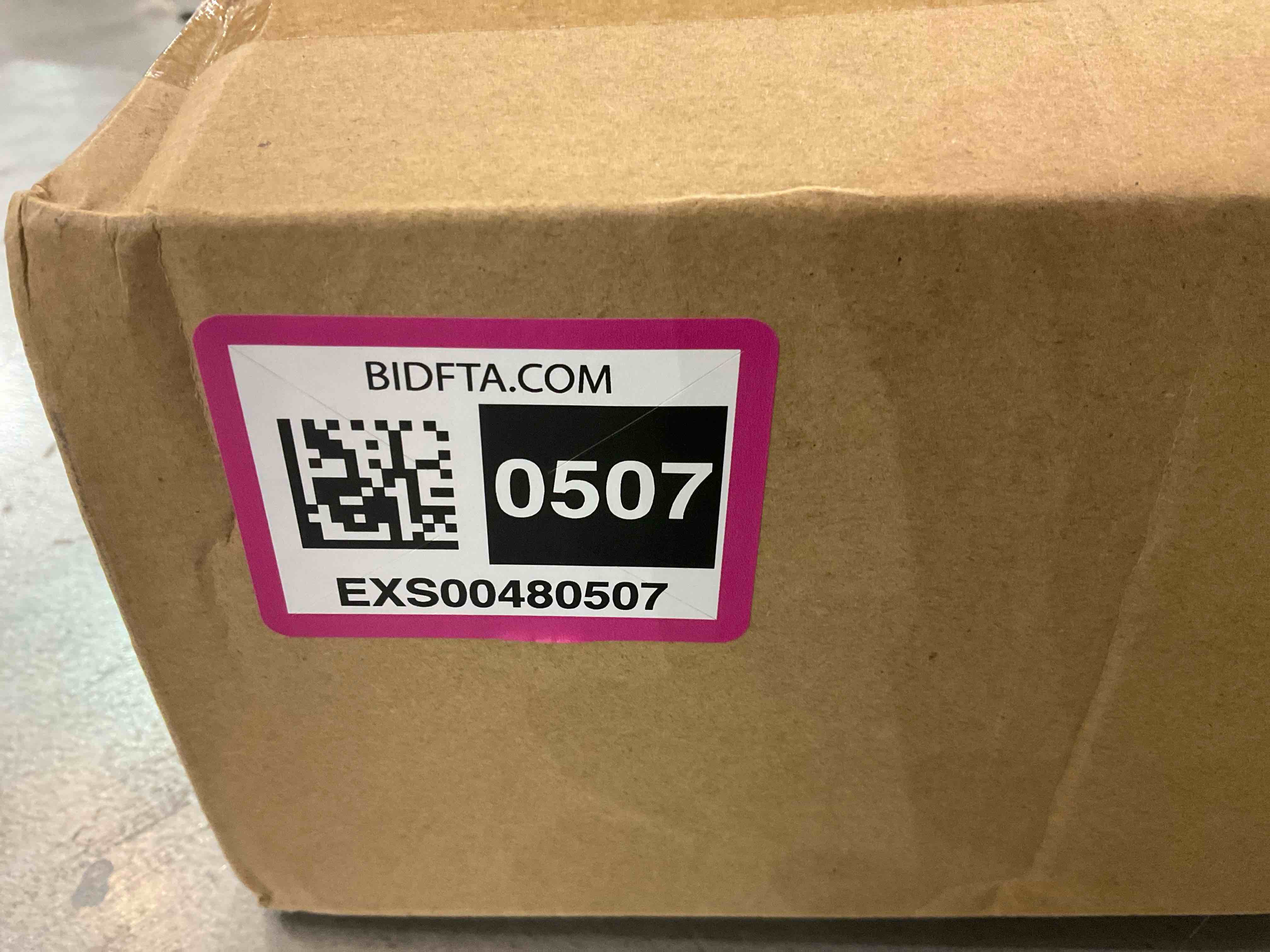 https://s3.amazonaws.com/lotting-images-prod/bidfta/EXS00480507_1695305973580.jpeg