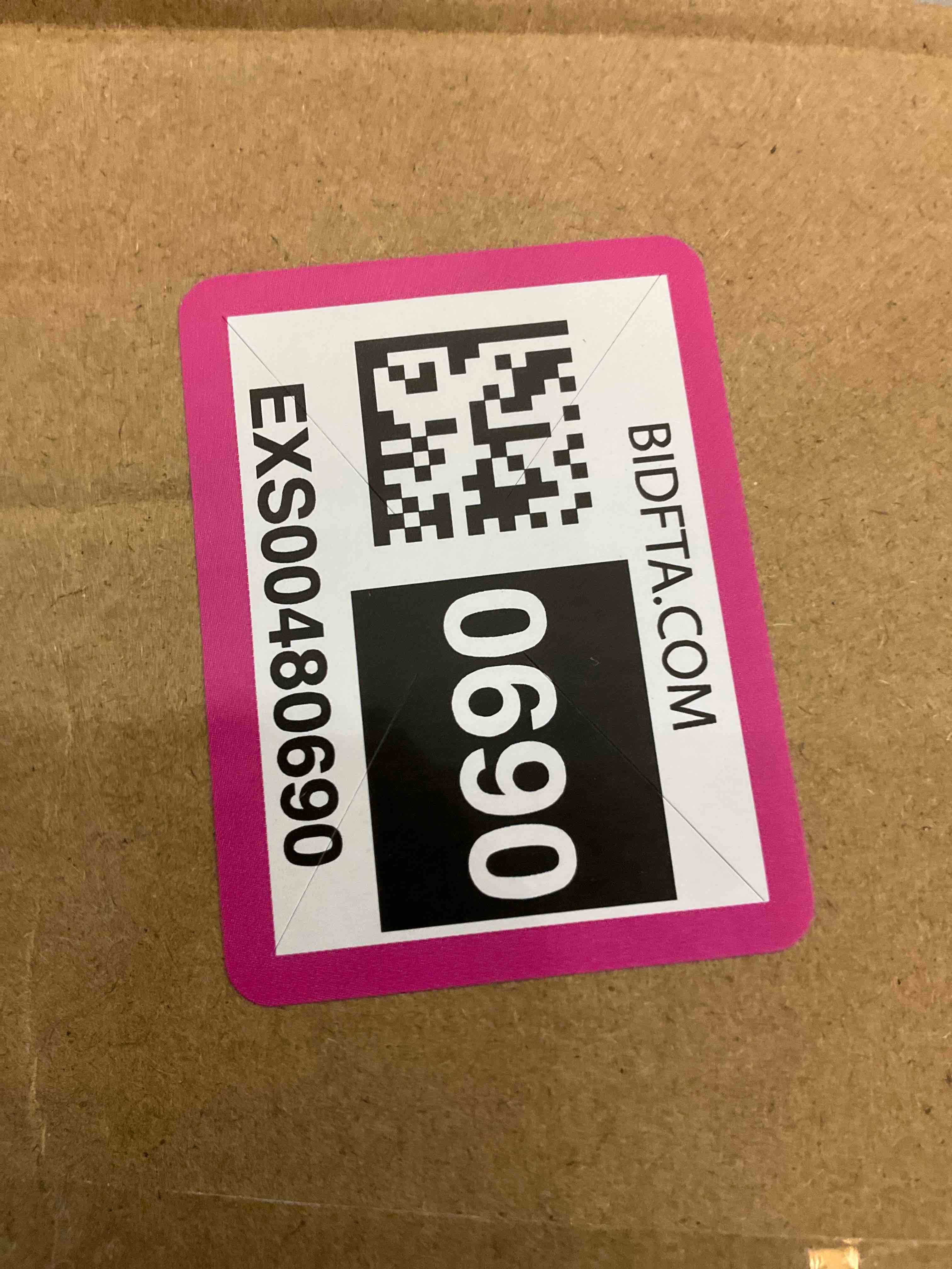https://s3.amazonaws.com/lotting-images-prod/bidfta/EXS00480690_1695663233781.jpeg