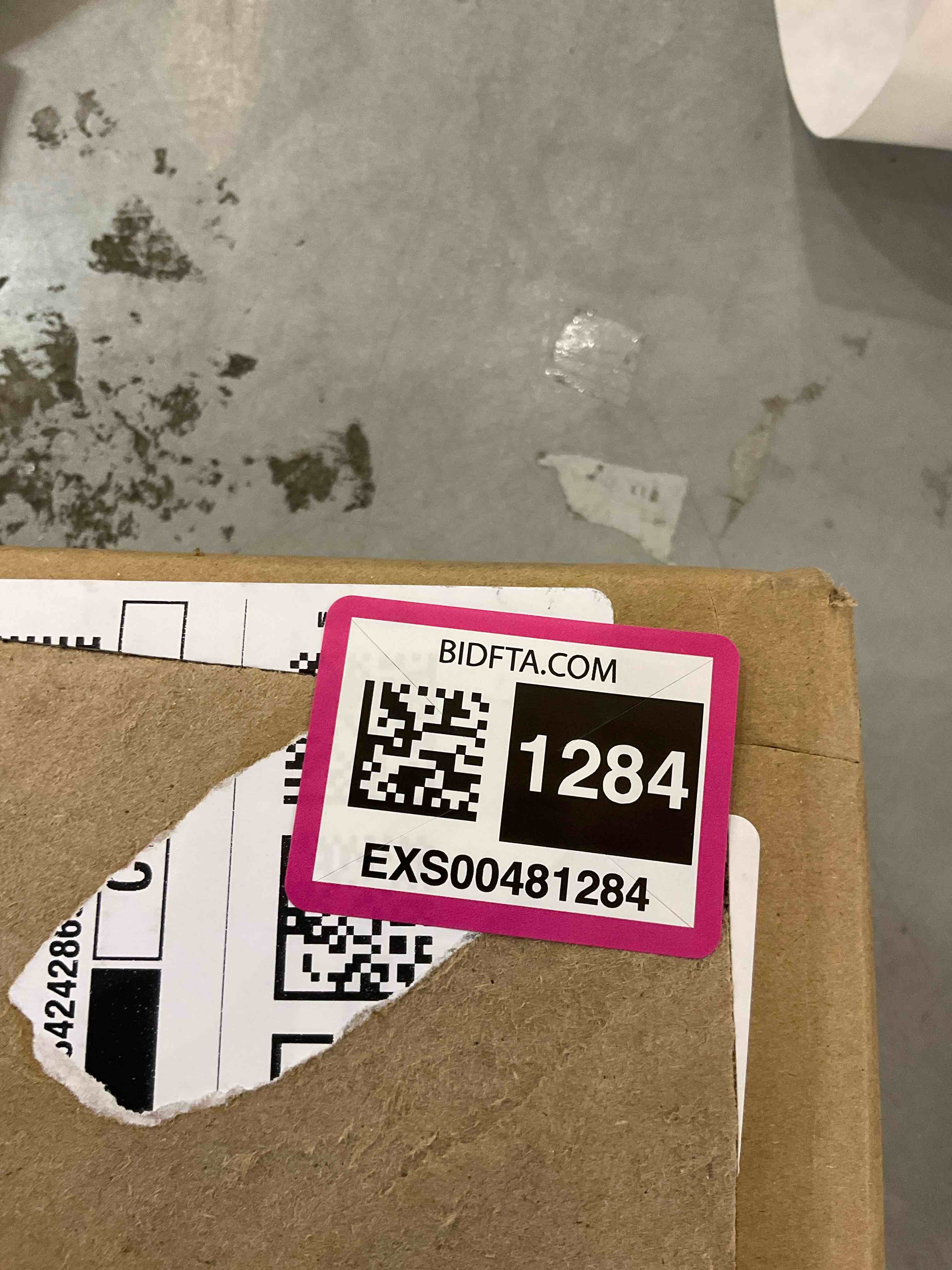 https://s3.amazonaws.com/lotting-images-prod/bidfta/EXS00481284_1695739190728.jpeg