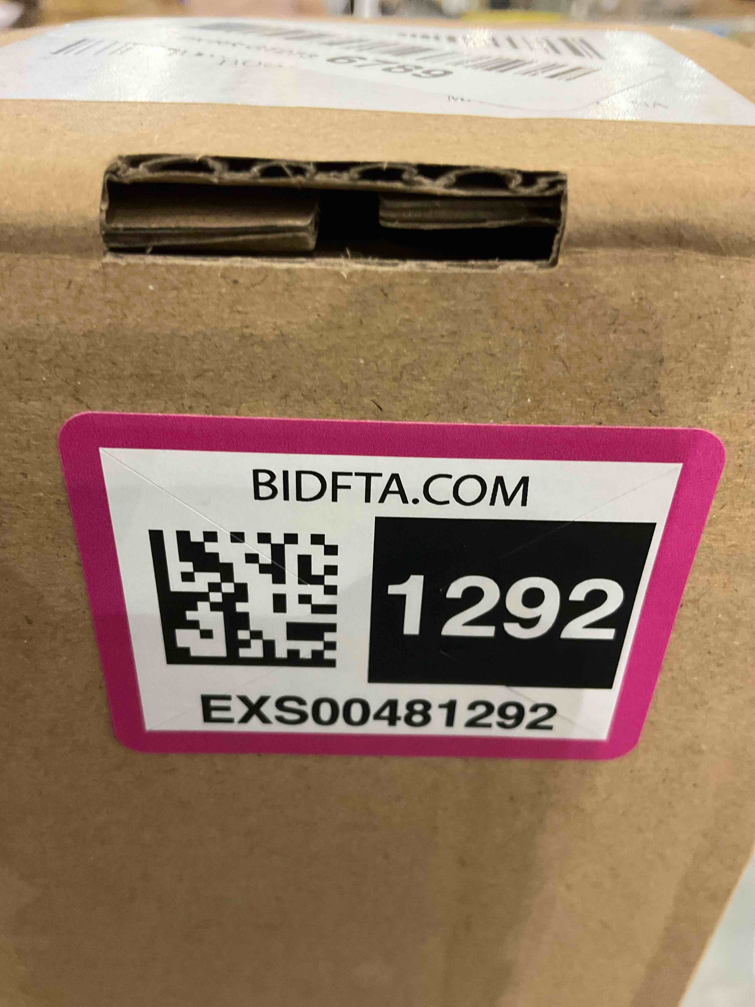 https://s3.amazonaws.com/lotting-images-prod/bidfta/EXS00481292_1695740362912.jpeg
