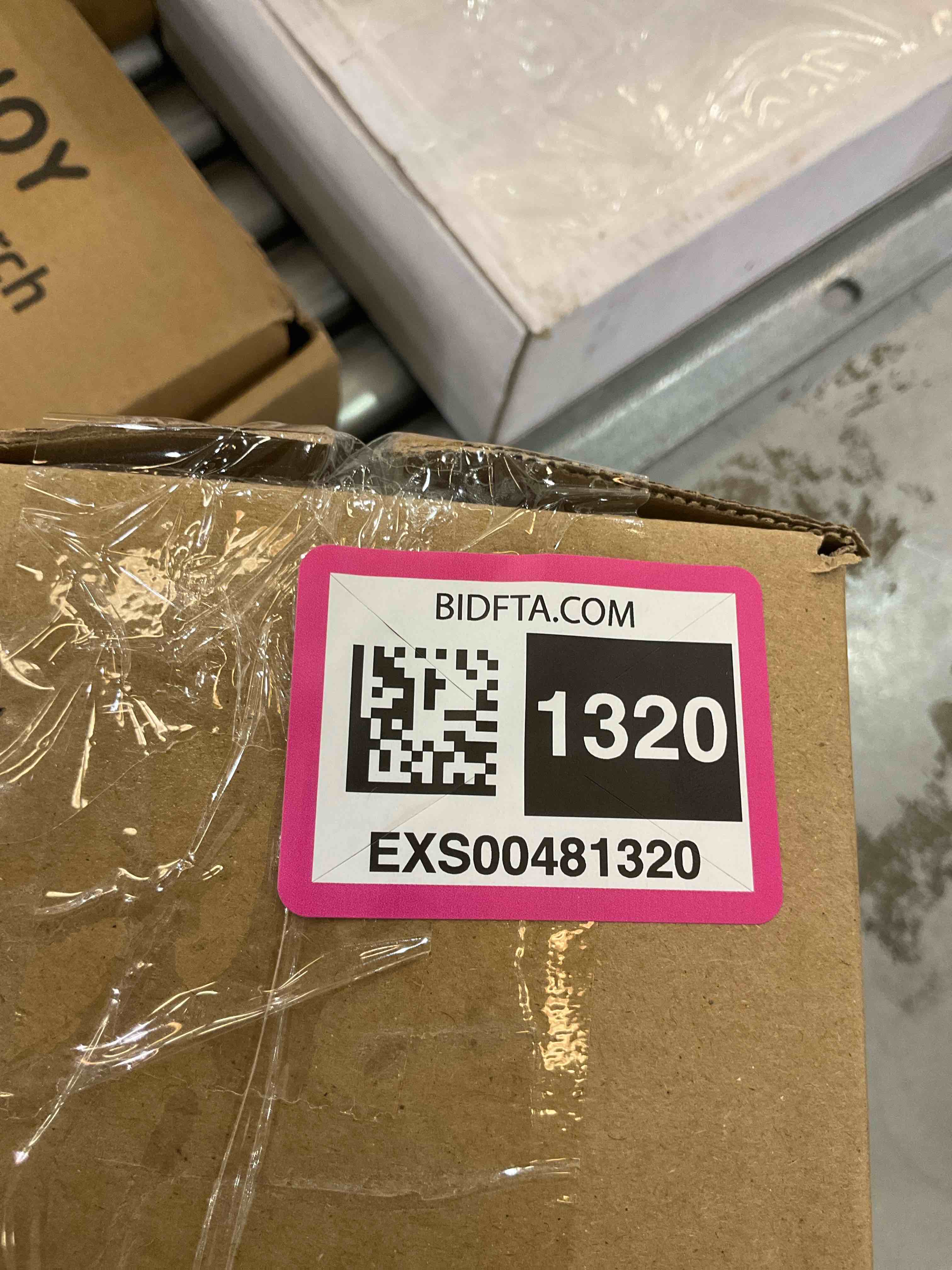 https://s3.amazonaws.com/lotting-images-prod/bidfta/EXS00481320_1695746967410.jpeg