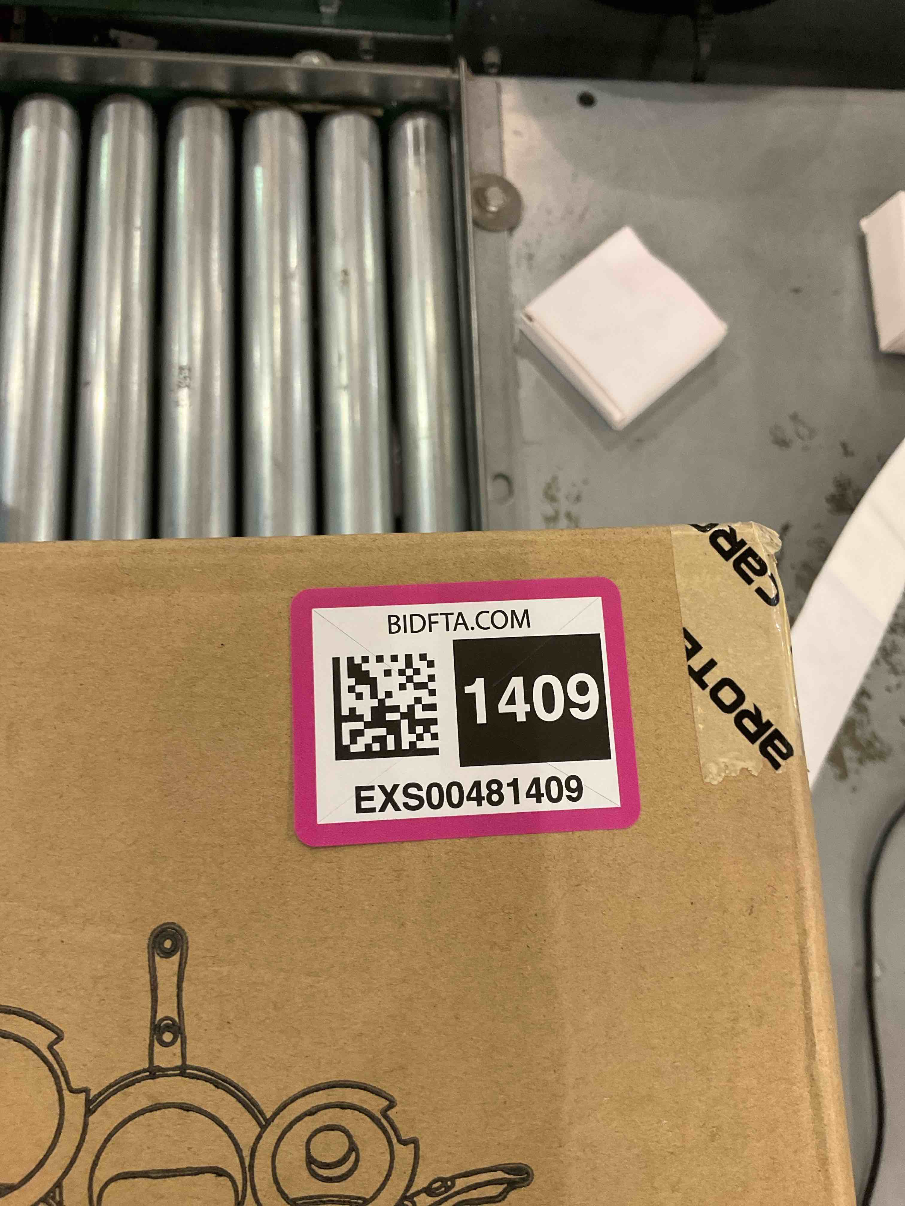 https://s3.amazonaws.com/lotting-images-prod/bidfta/EXS00481409_1695821312196.jpeg