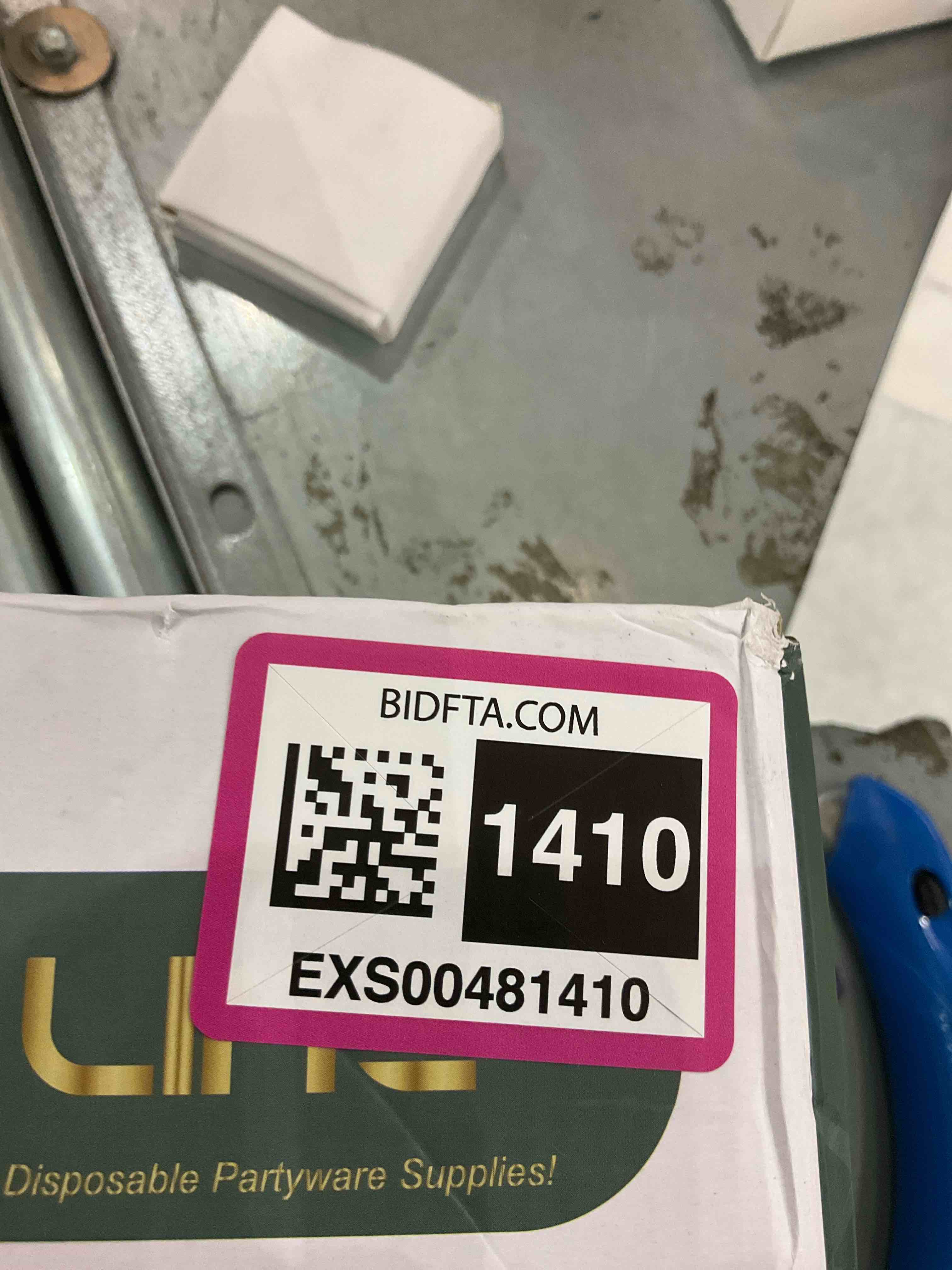 https://s3.amazonaws.com/lotting-images-prod/bidfta/EXS00481410_1695821457179.jpeg