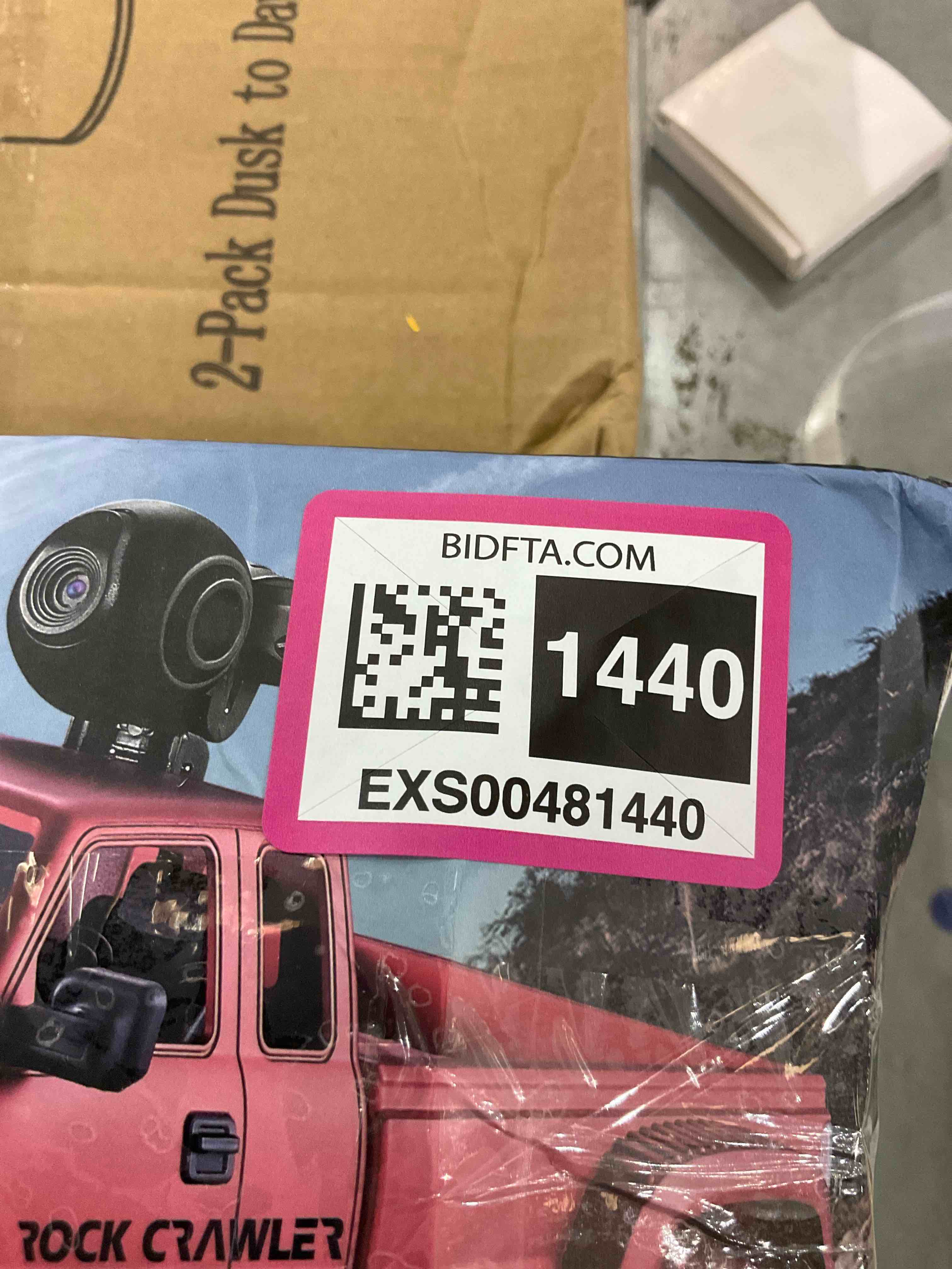 https://s3.amazonaws.com/lotting-images-prod/bidfta/EXS00481440_1695826178422.jpeg